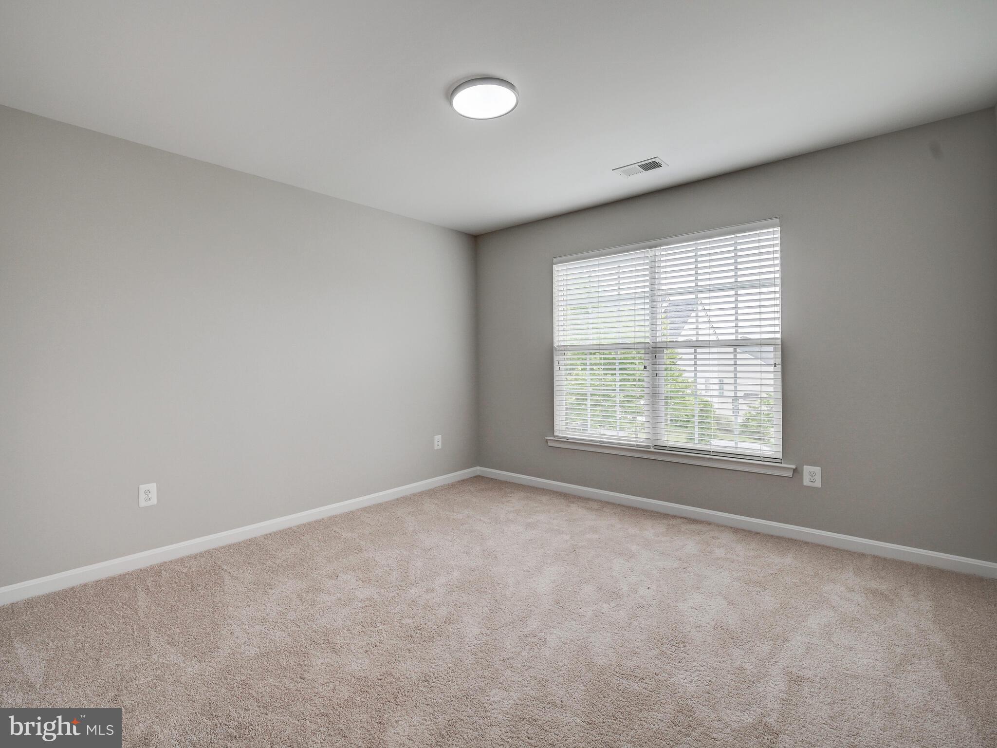 THE PARKE AT MOUNT WASHINGTON - Residential Lease