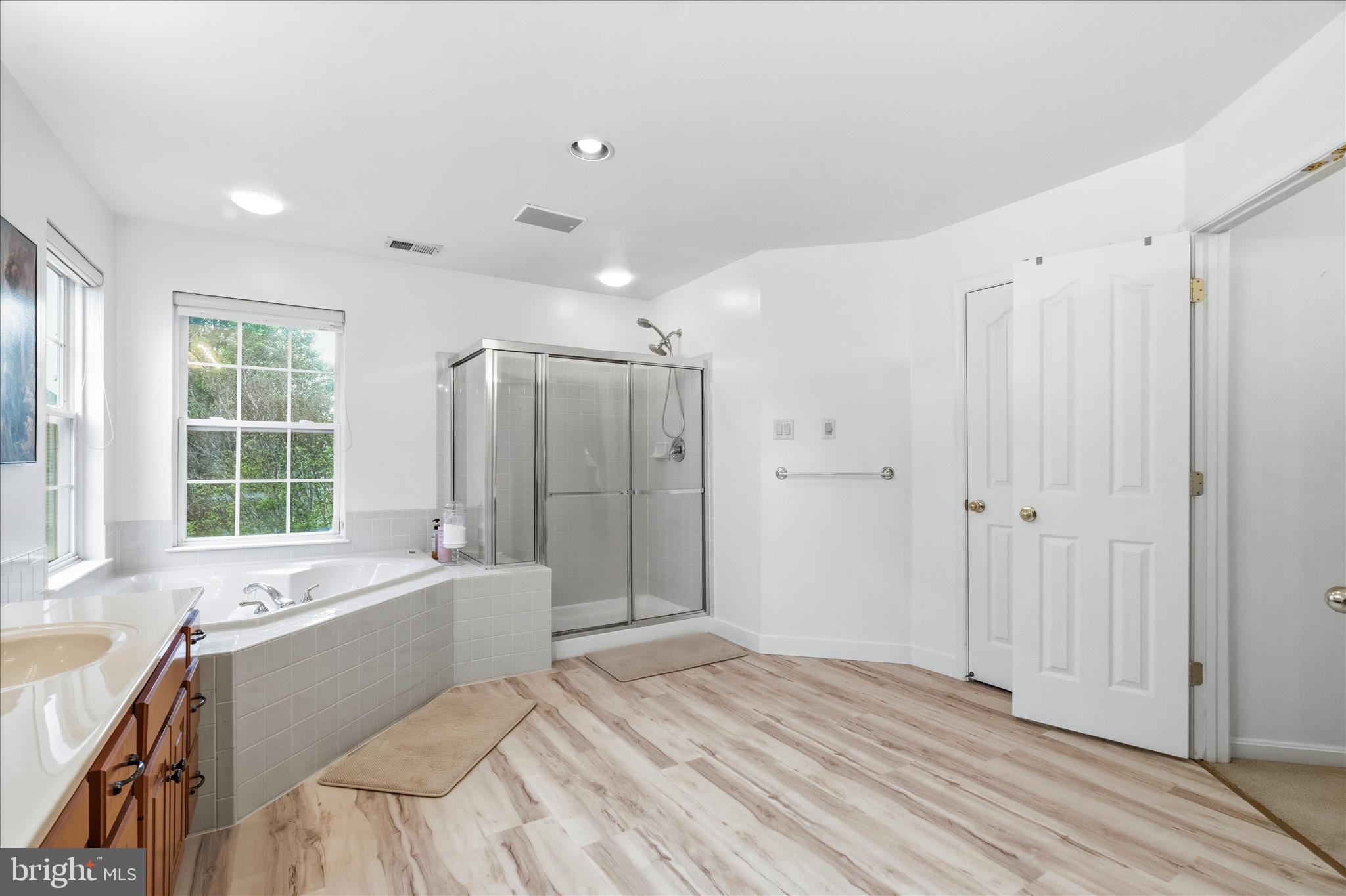 DEARBOUGHT - Residential