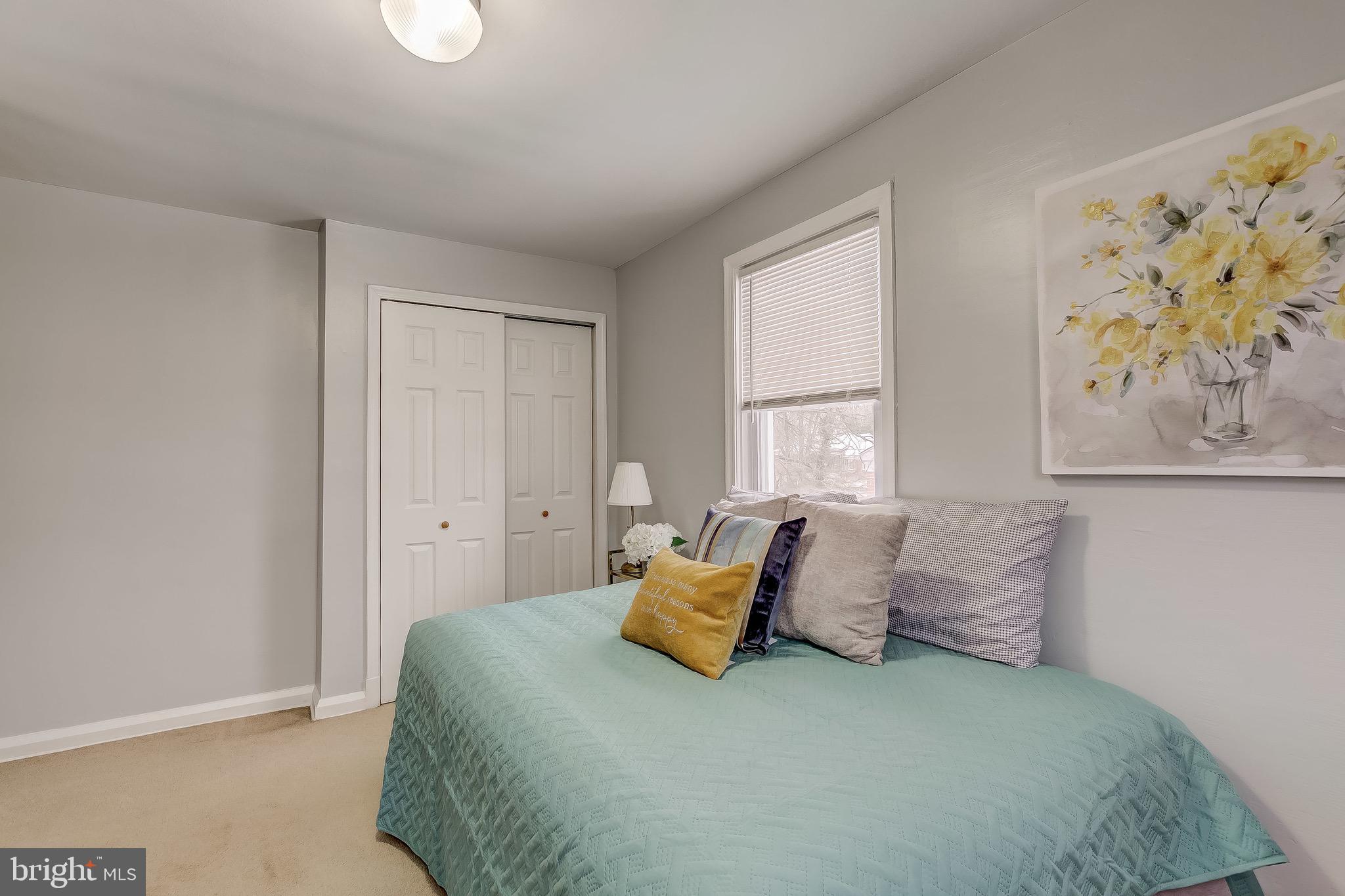 GLEN OAKS - Residential