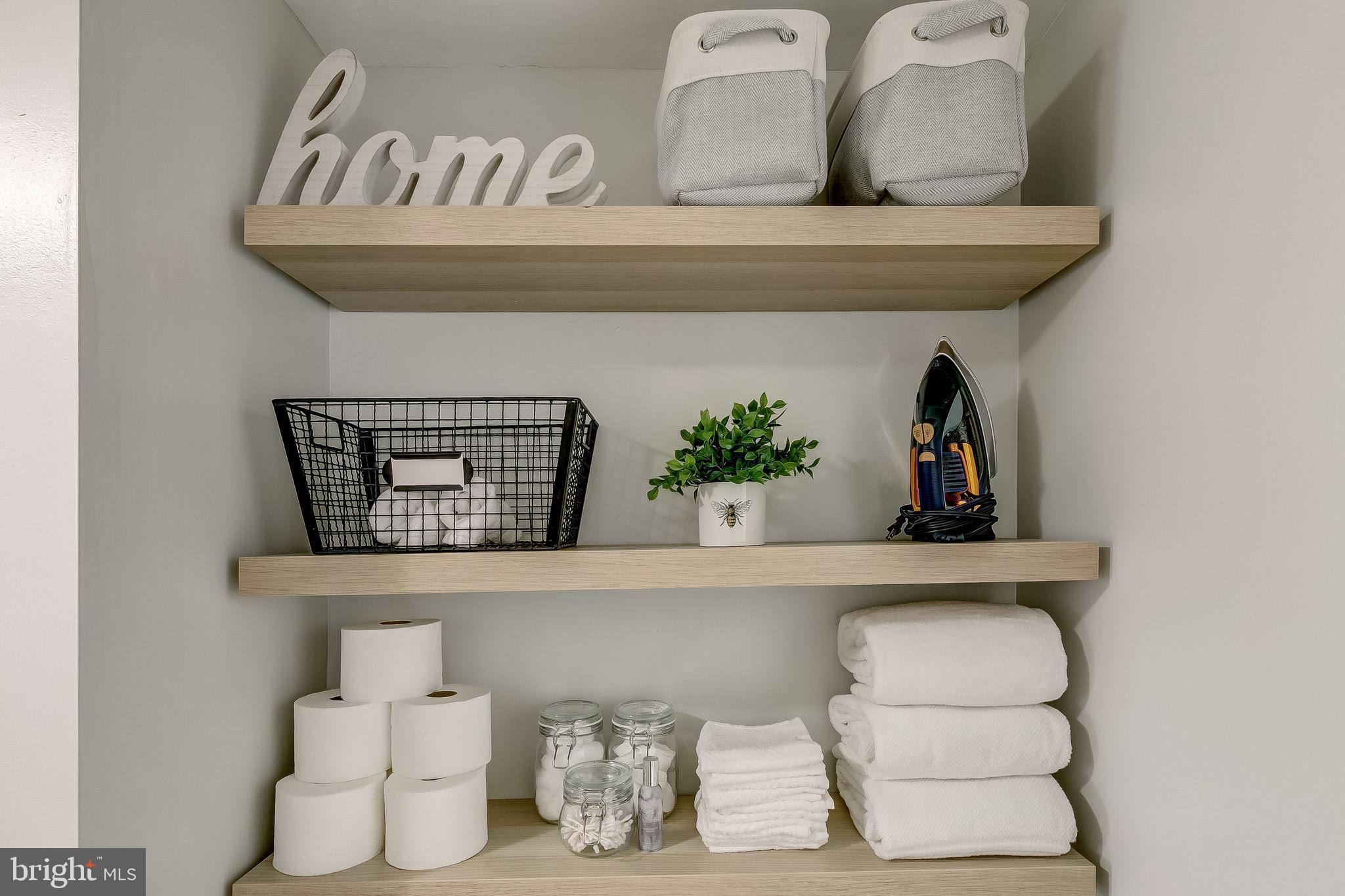 GLEN OAKS - Residential