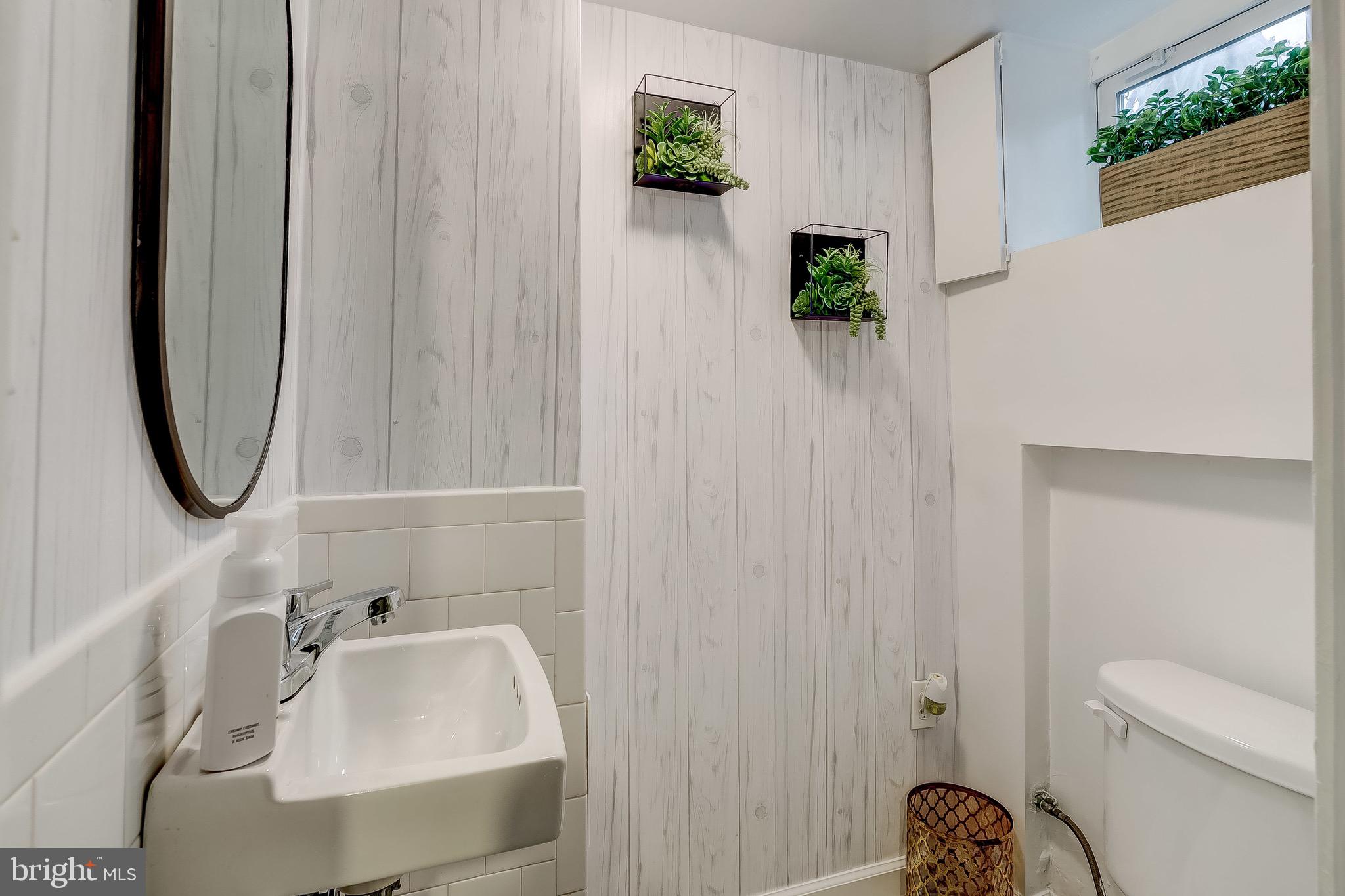 GLEN OAKS - Residential