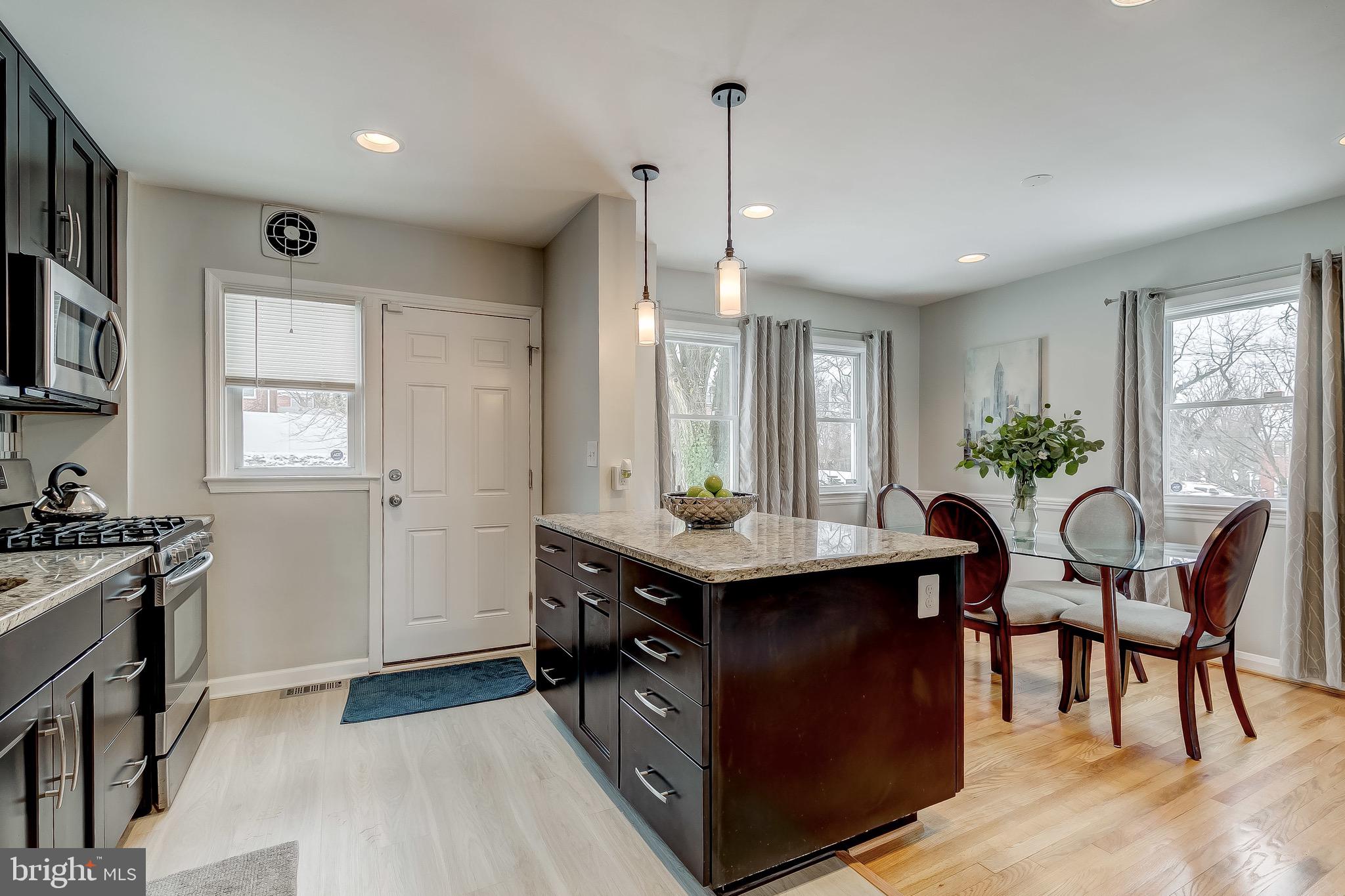 GLEN OAKS - Residential