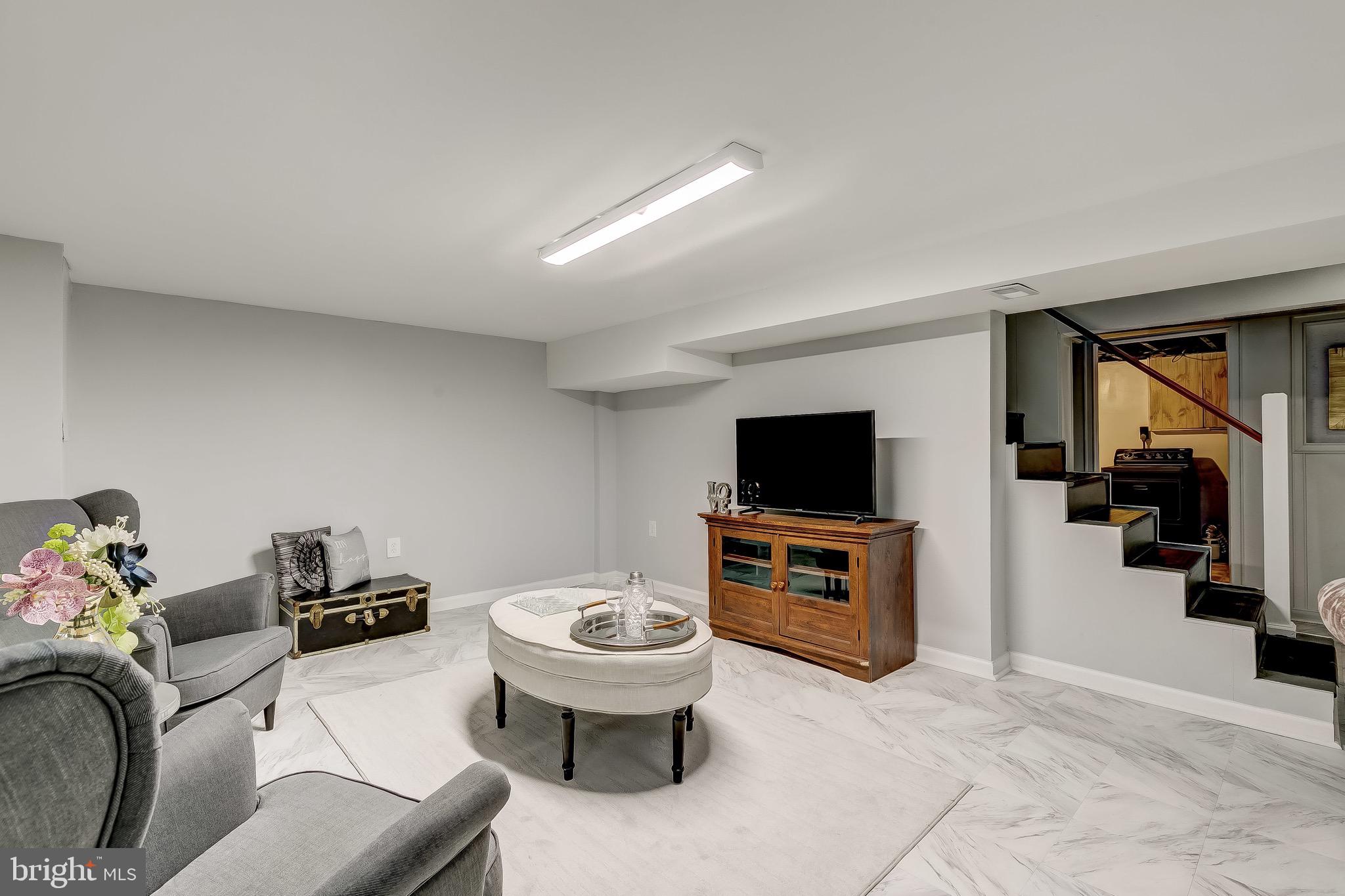 GLEN OAKS - Residential