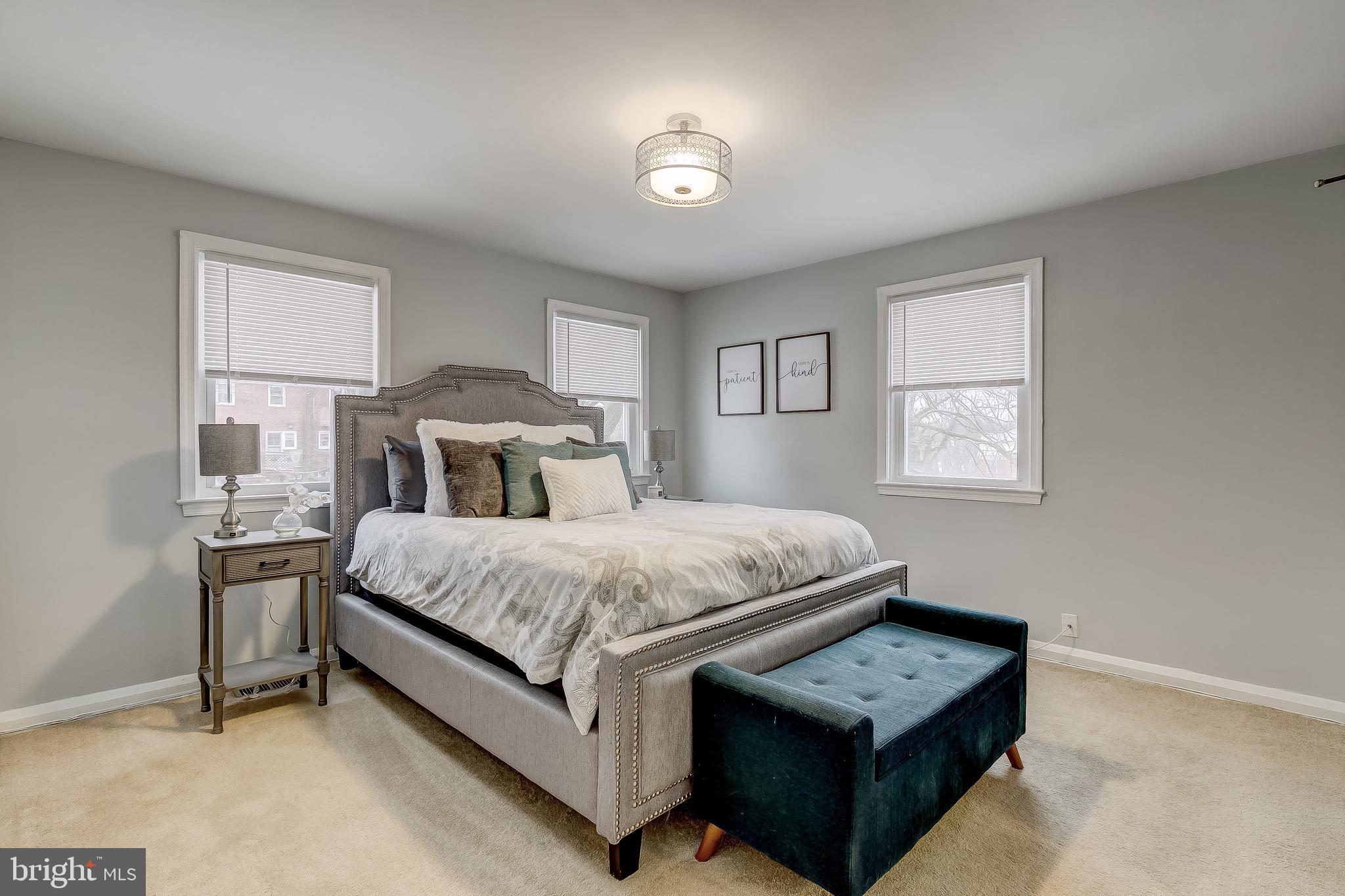 GLEN OAKS - Residential