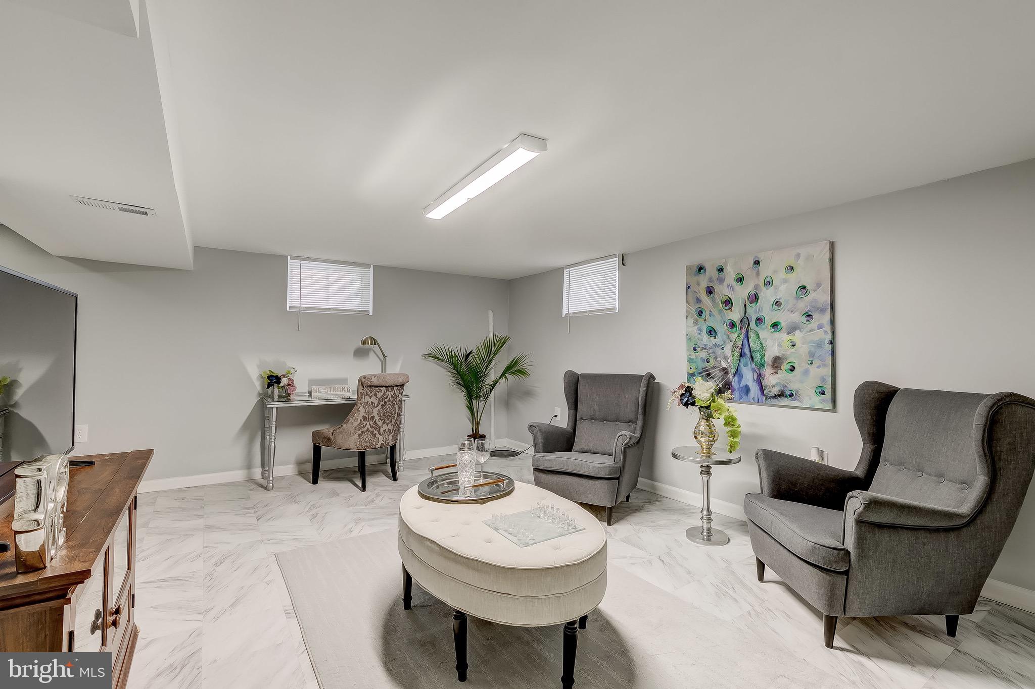 GLEN OAKS - Residential