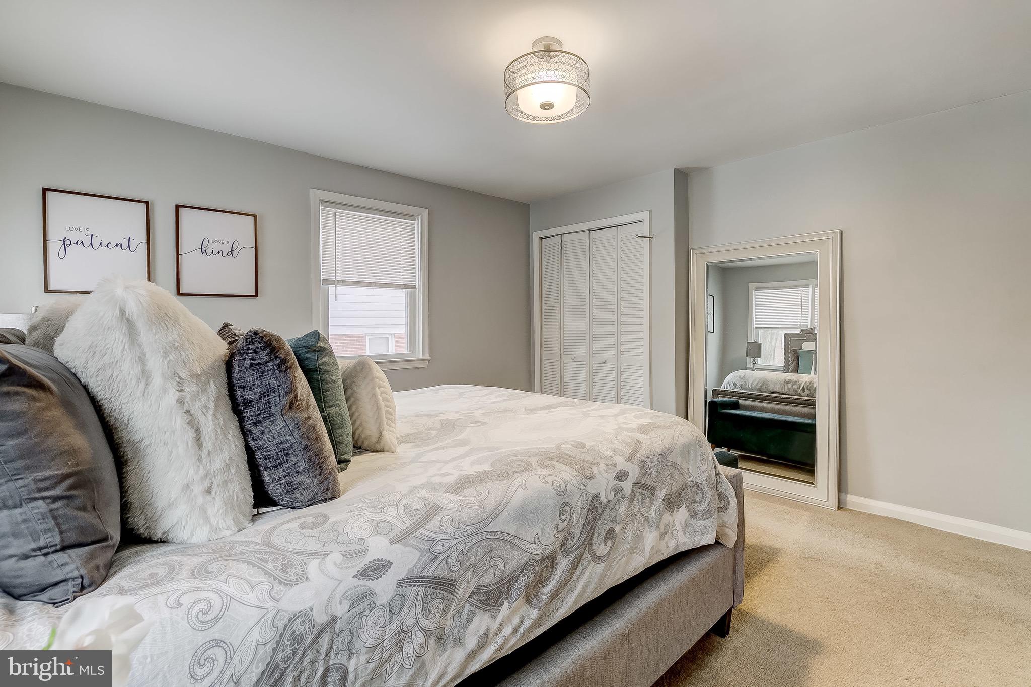 GLEN OAKS - Residential