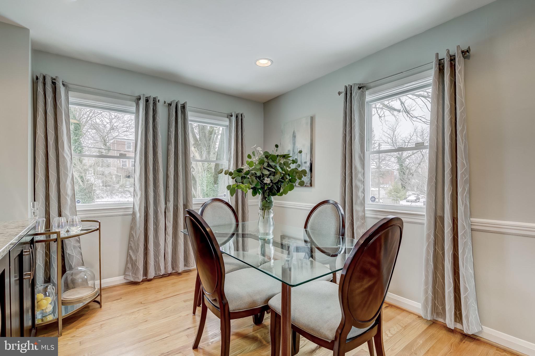 GLEN OAKS - Residential