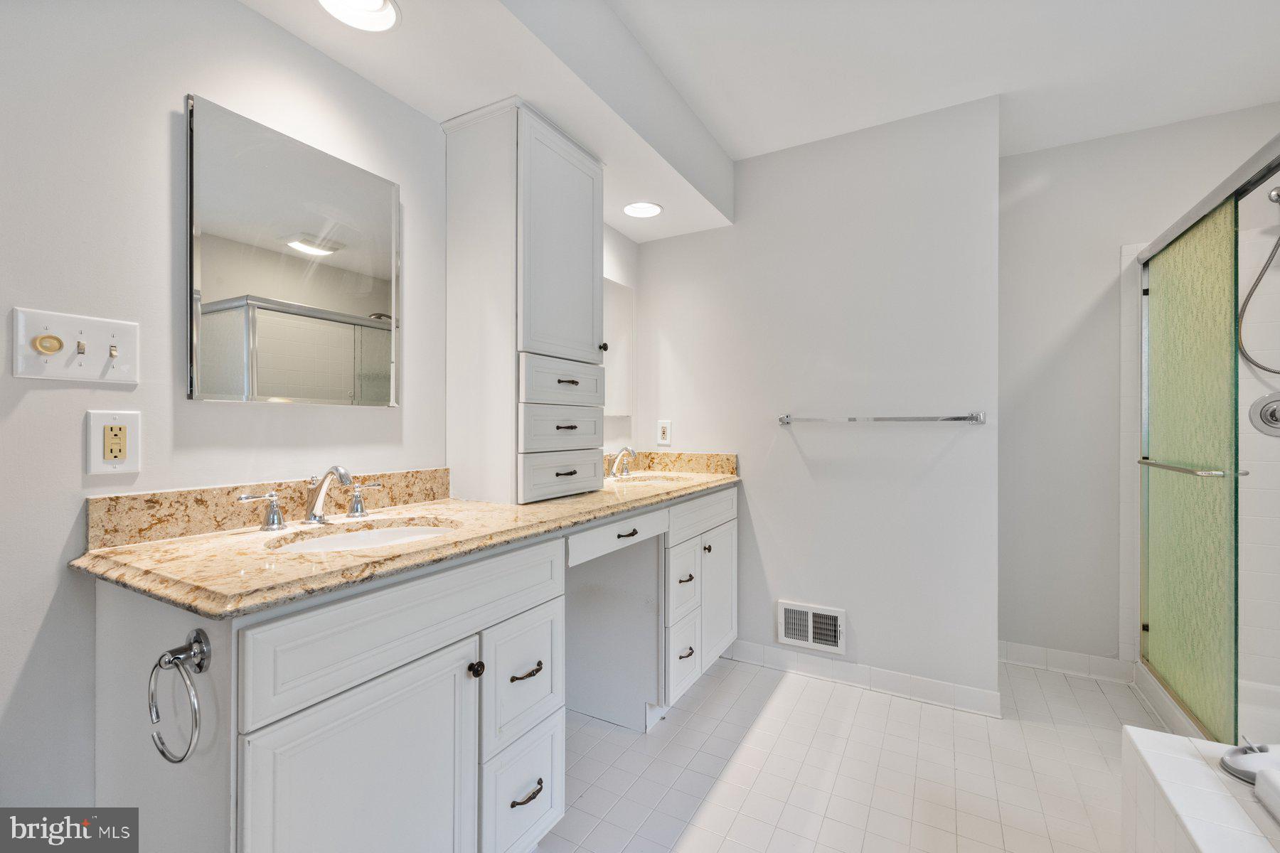 WORMANS MILL - Residential