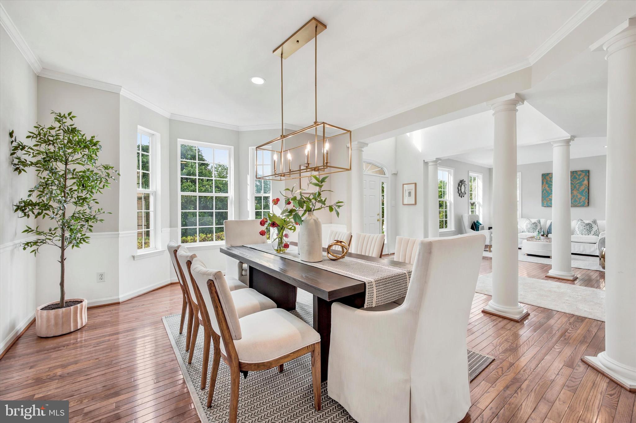 24 WHITE WOODS LANE