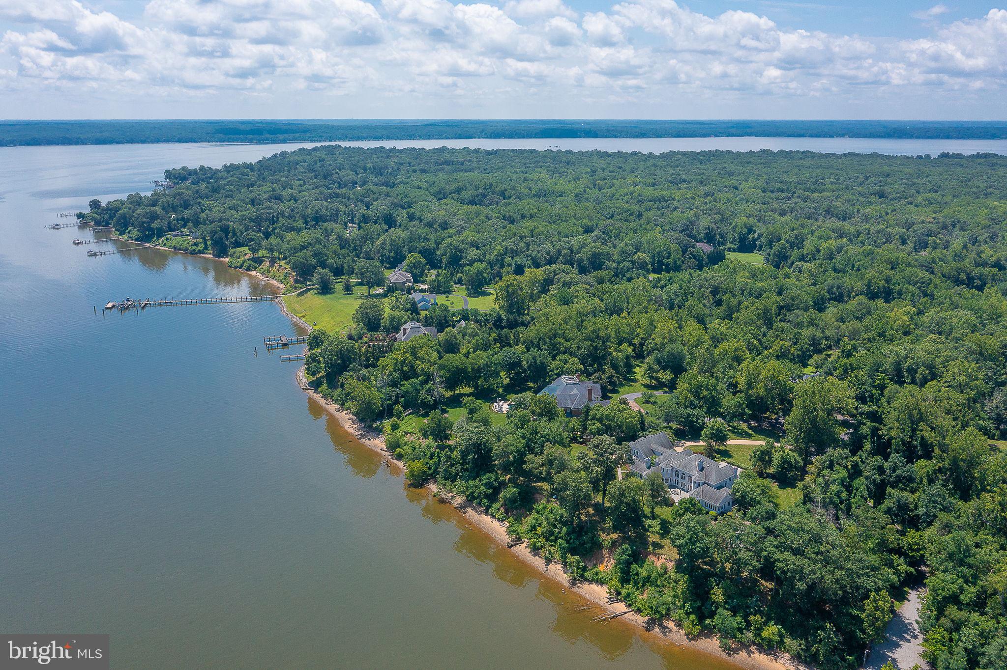 STONE MANOR - Residential