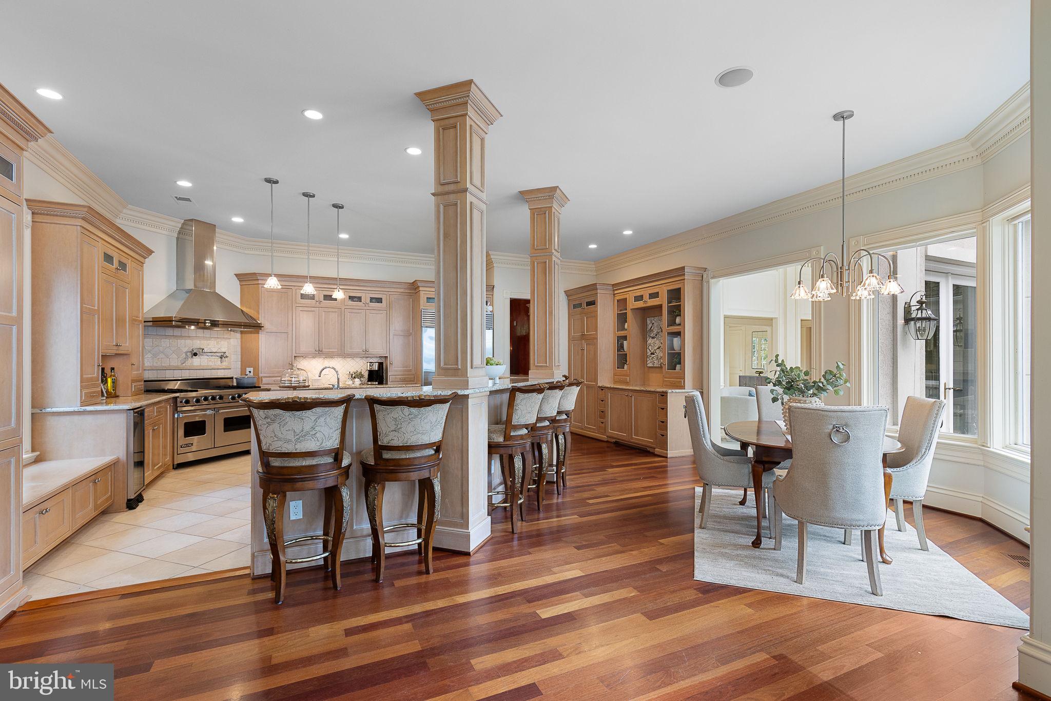 STONE MANOR - Residential