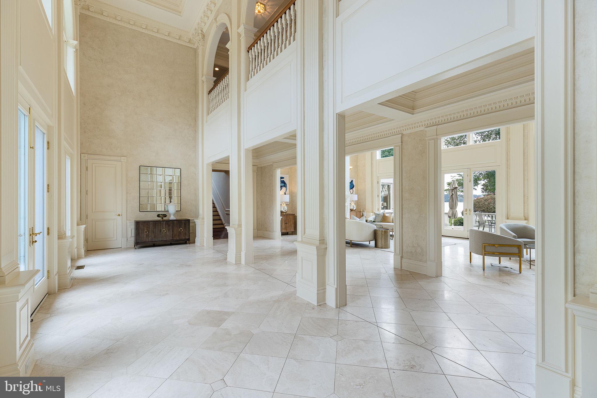 STONE MANOR - Residential