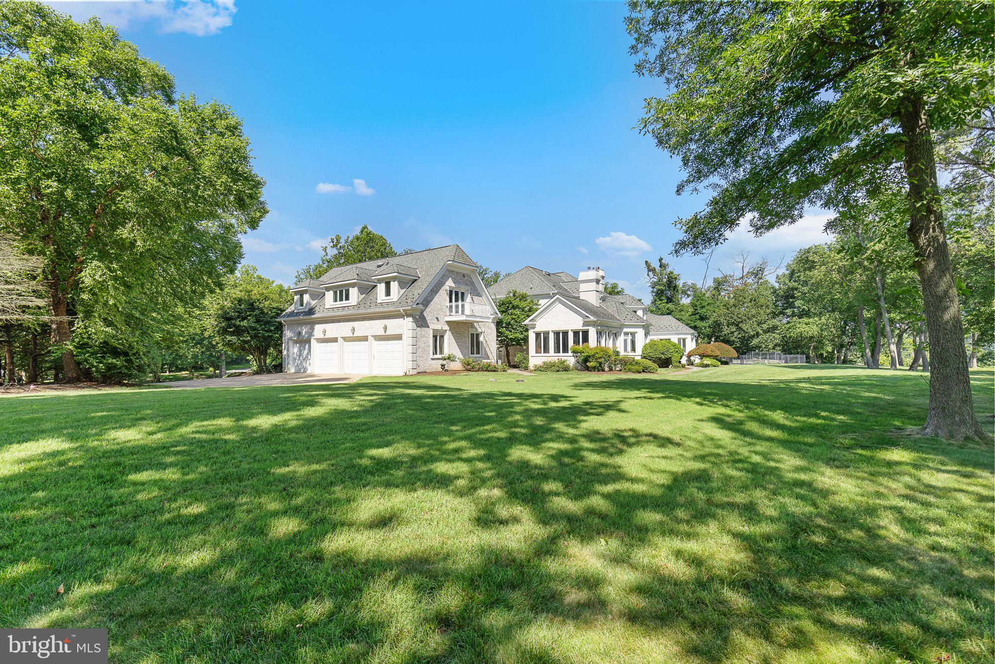 STONE MANOR - Residential