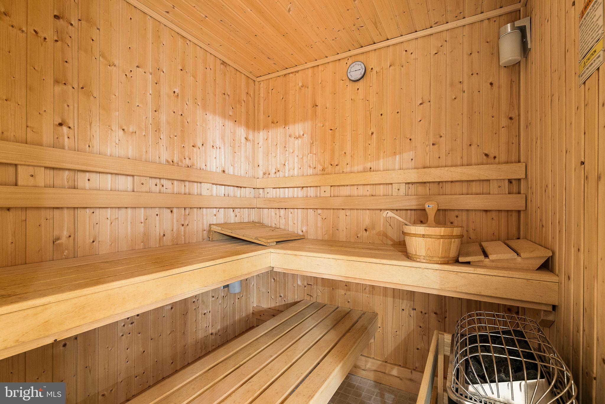 STONE MANOR - Residential