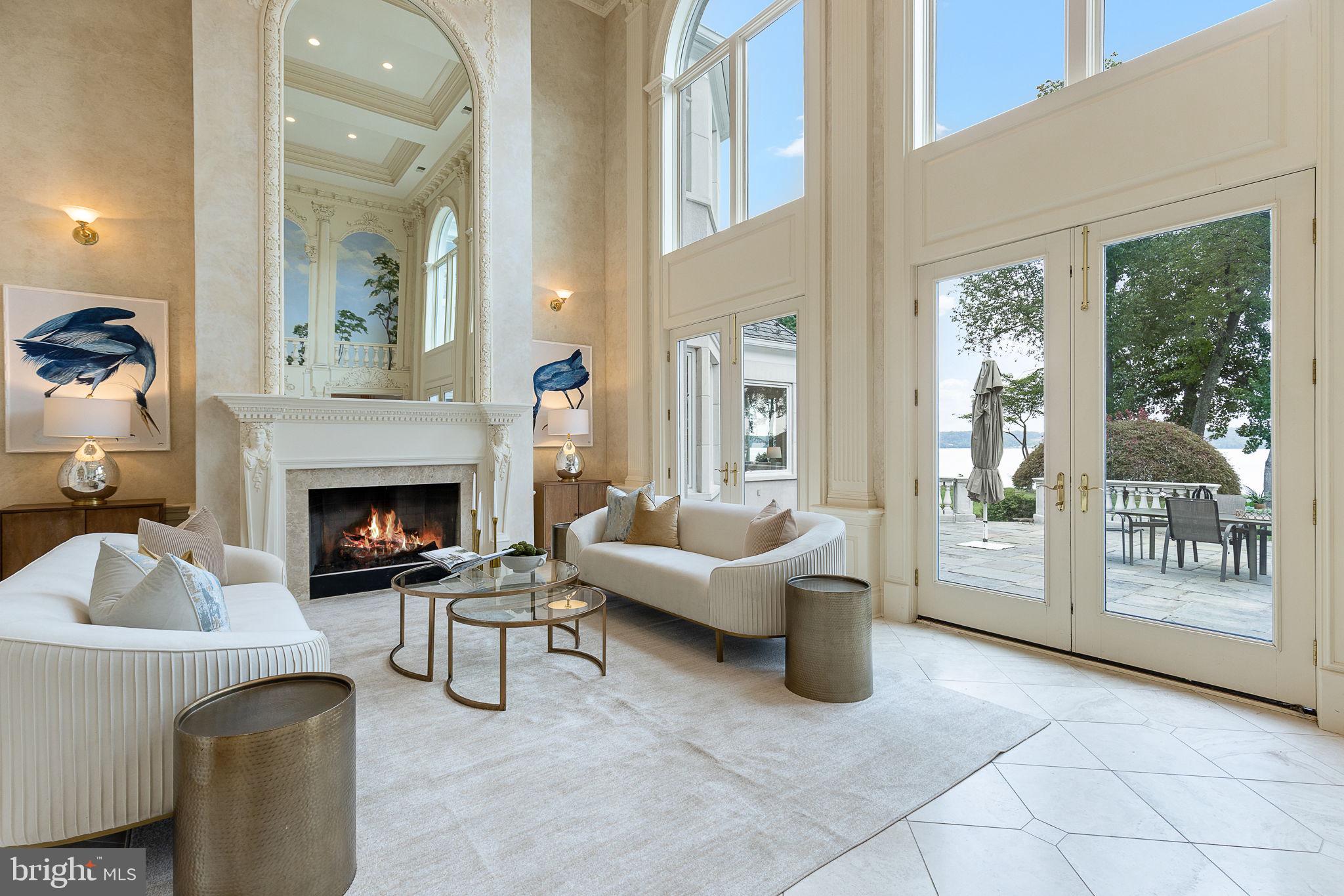 STONE MANOR - Residential