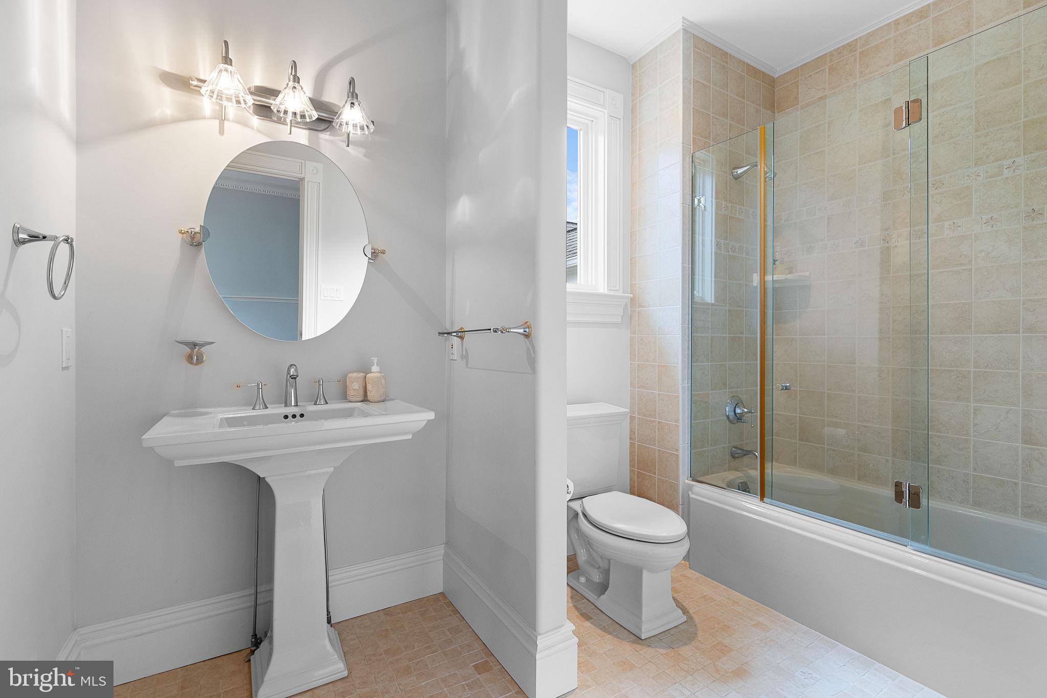 STONE MANOR - Residential