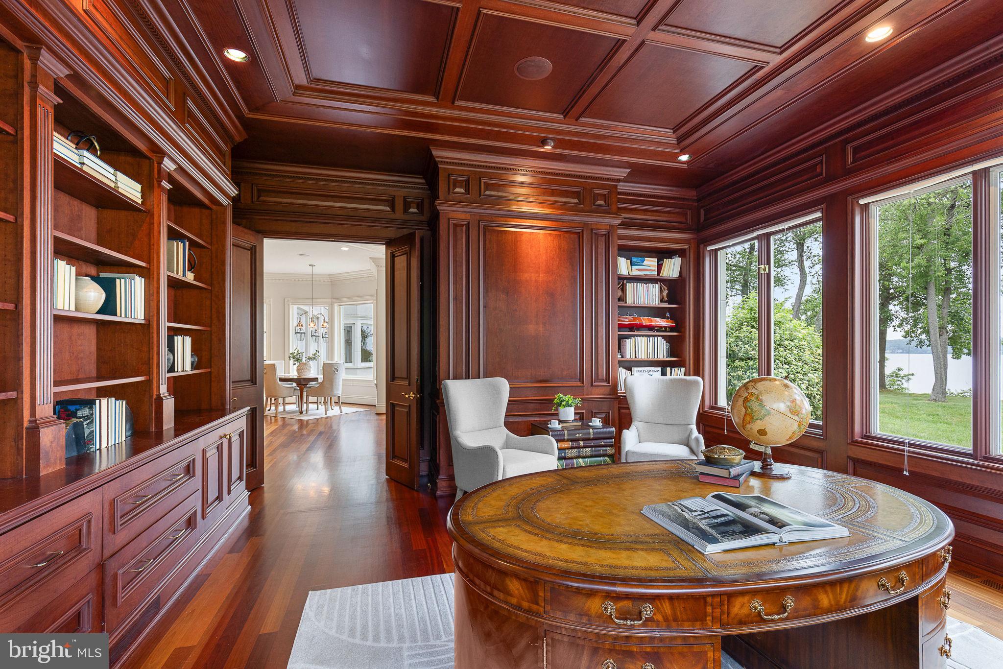 STONE MANOR - Residential