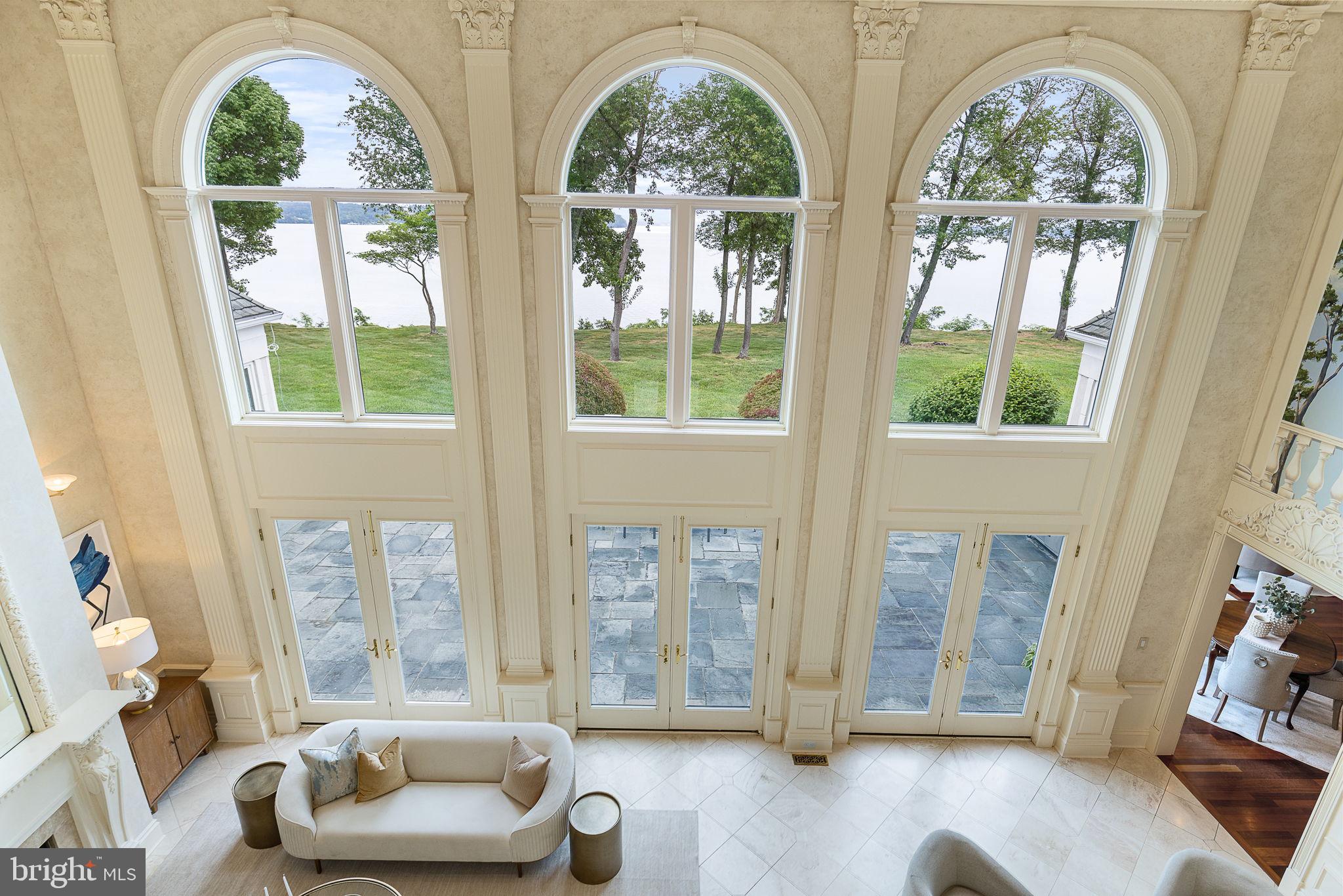 STONE MANOR - Residential