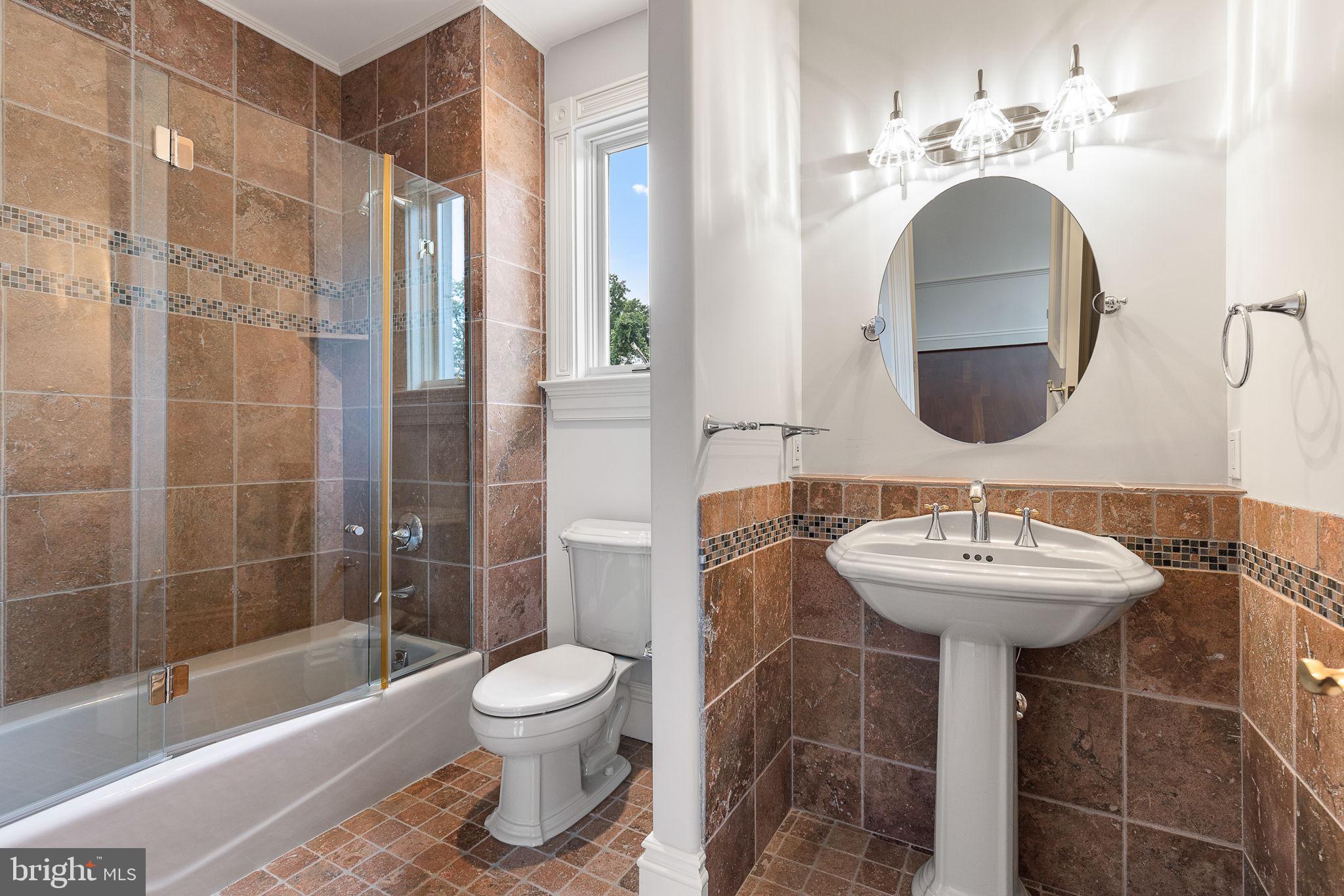 STONE MANOR - Residential