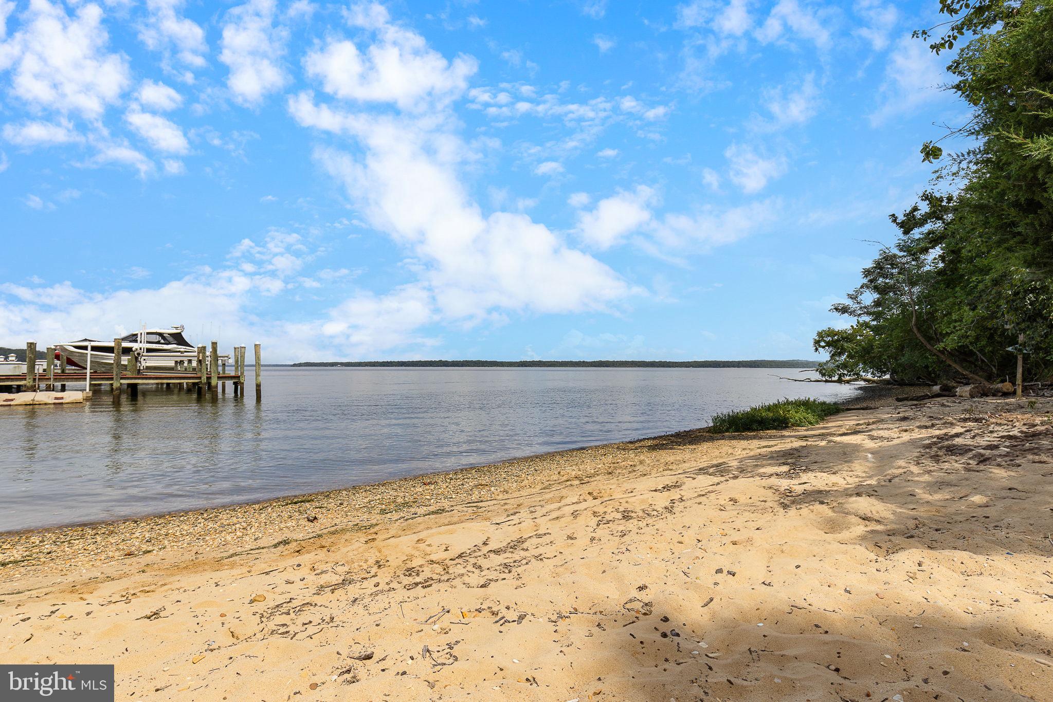 STONE MANOR - Residential