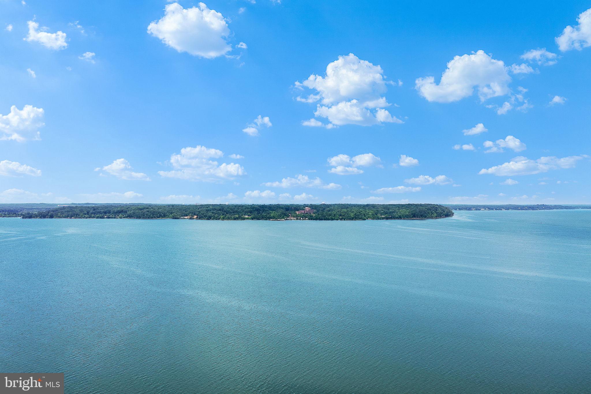 STONE MANOR - Residential