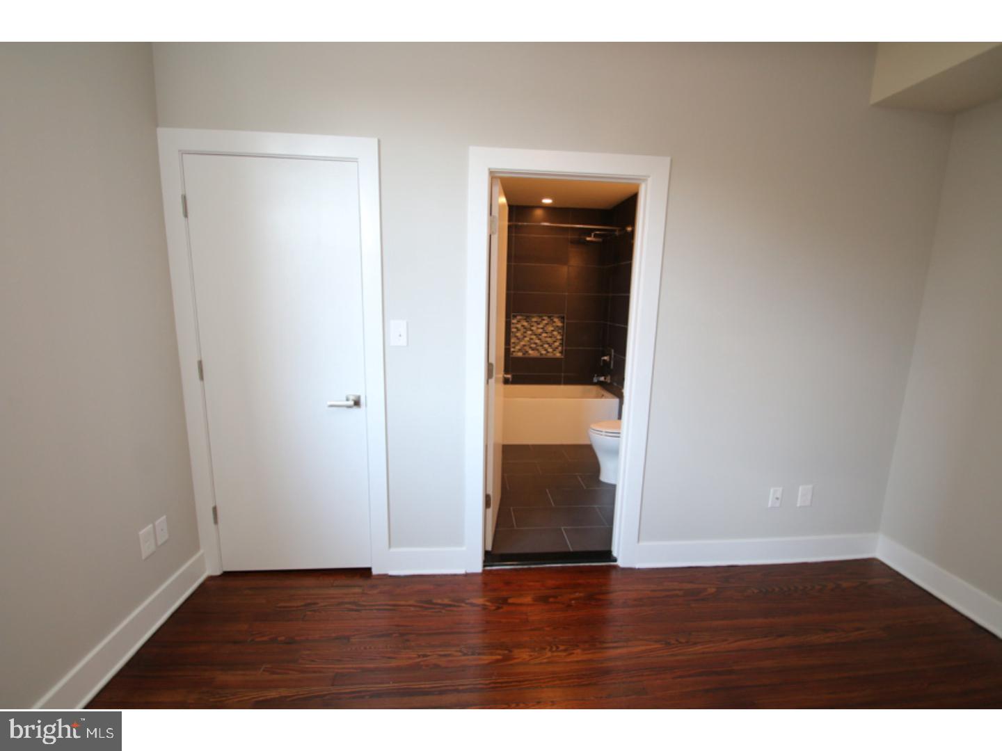 UNIVERSITY CITY - Residential Lease