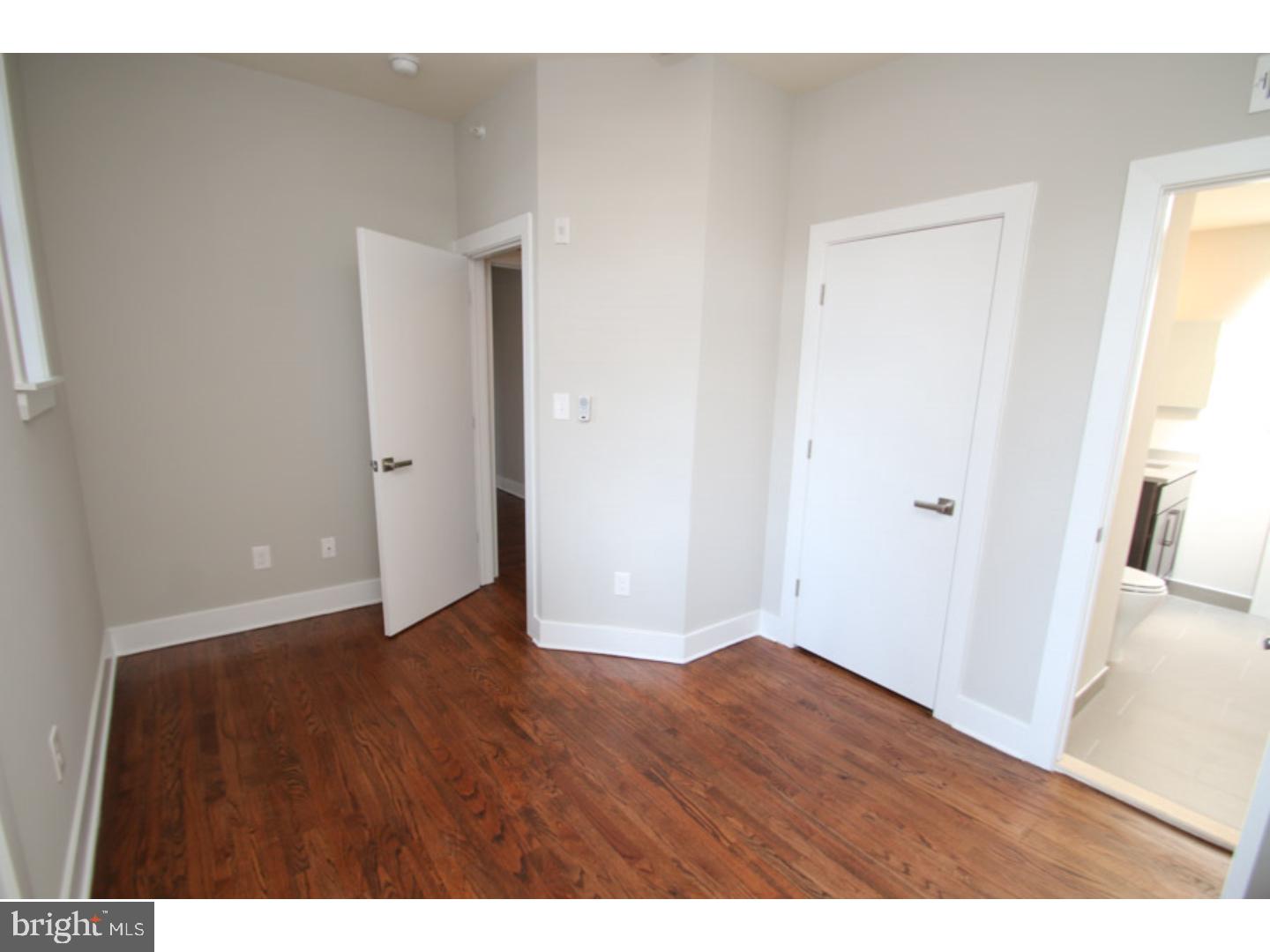 UNIVERSITY CITY - Residential Lease