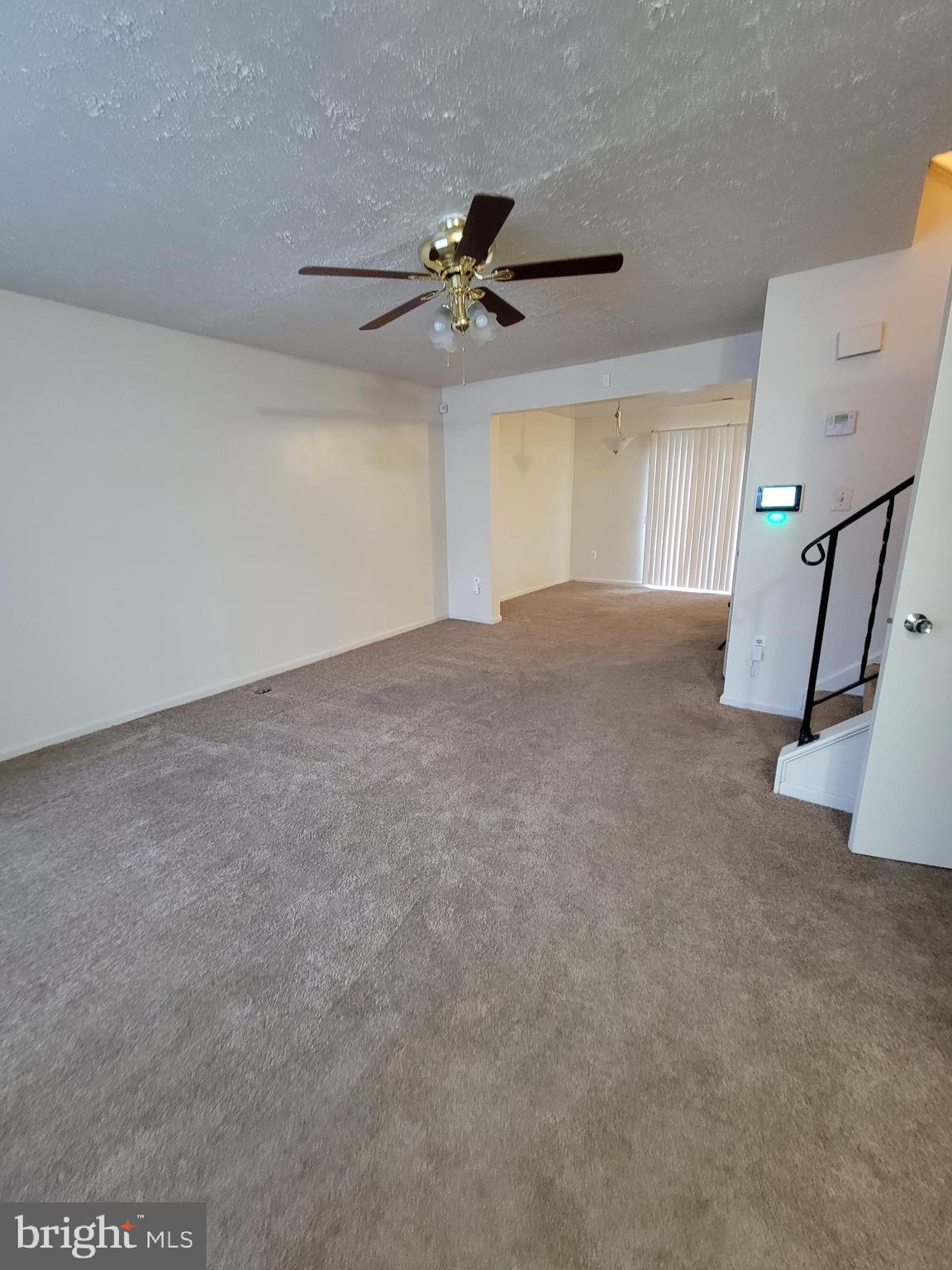 LONDON WOODS - Residential Lease