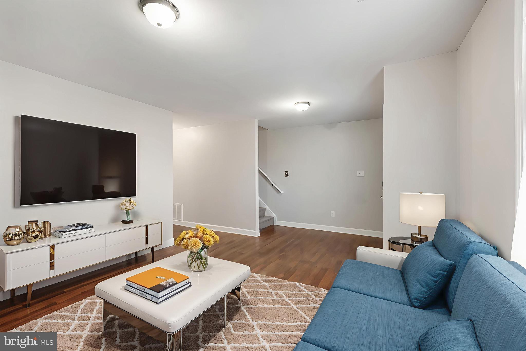 INWOOD VILLAGE - Residential