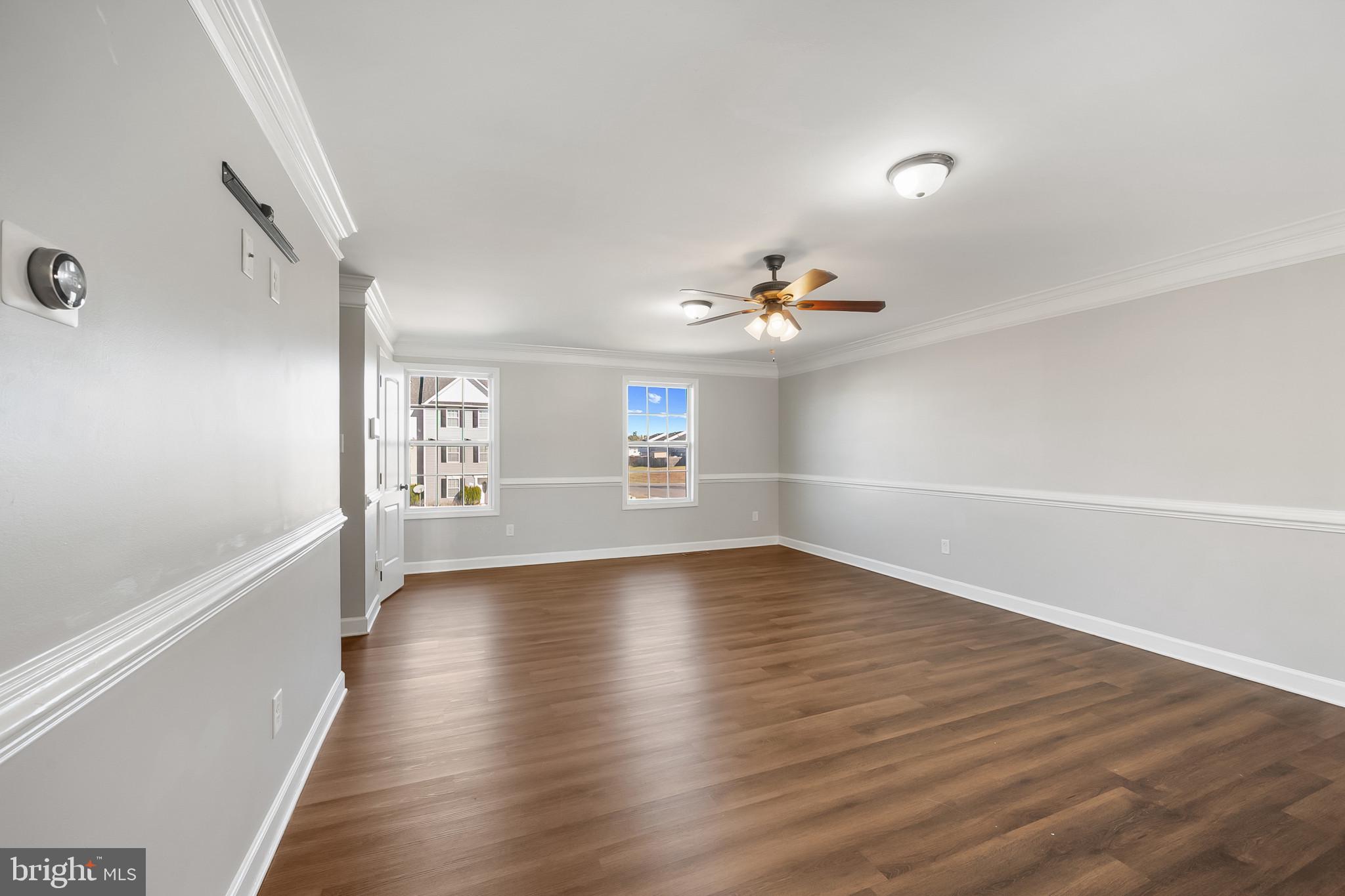 INWOOD VILLAGE - Residential