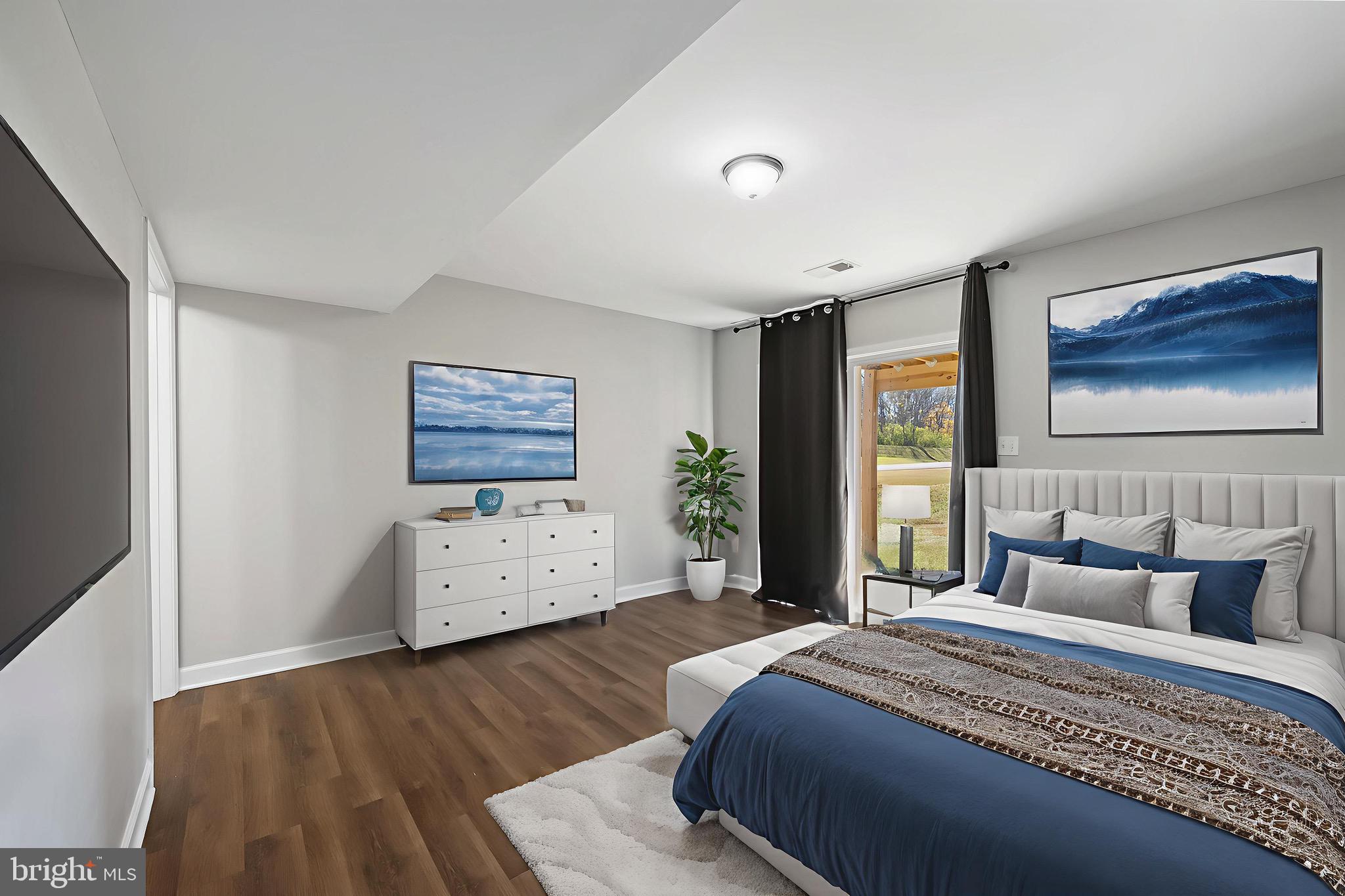 INWOOD VILLAGE - Residential