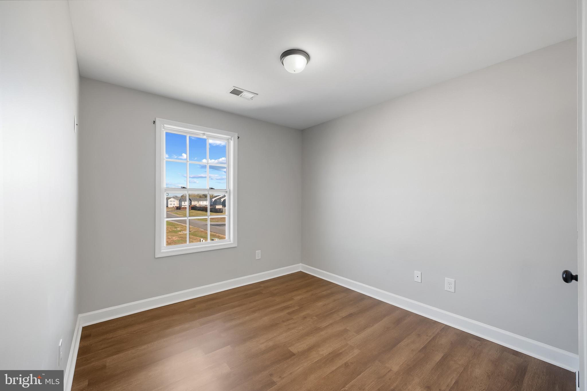 INWOOD VILLAGE - Residential