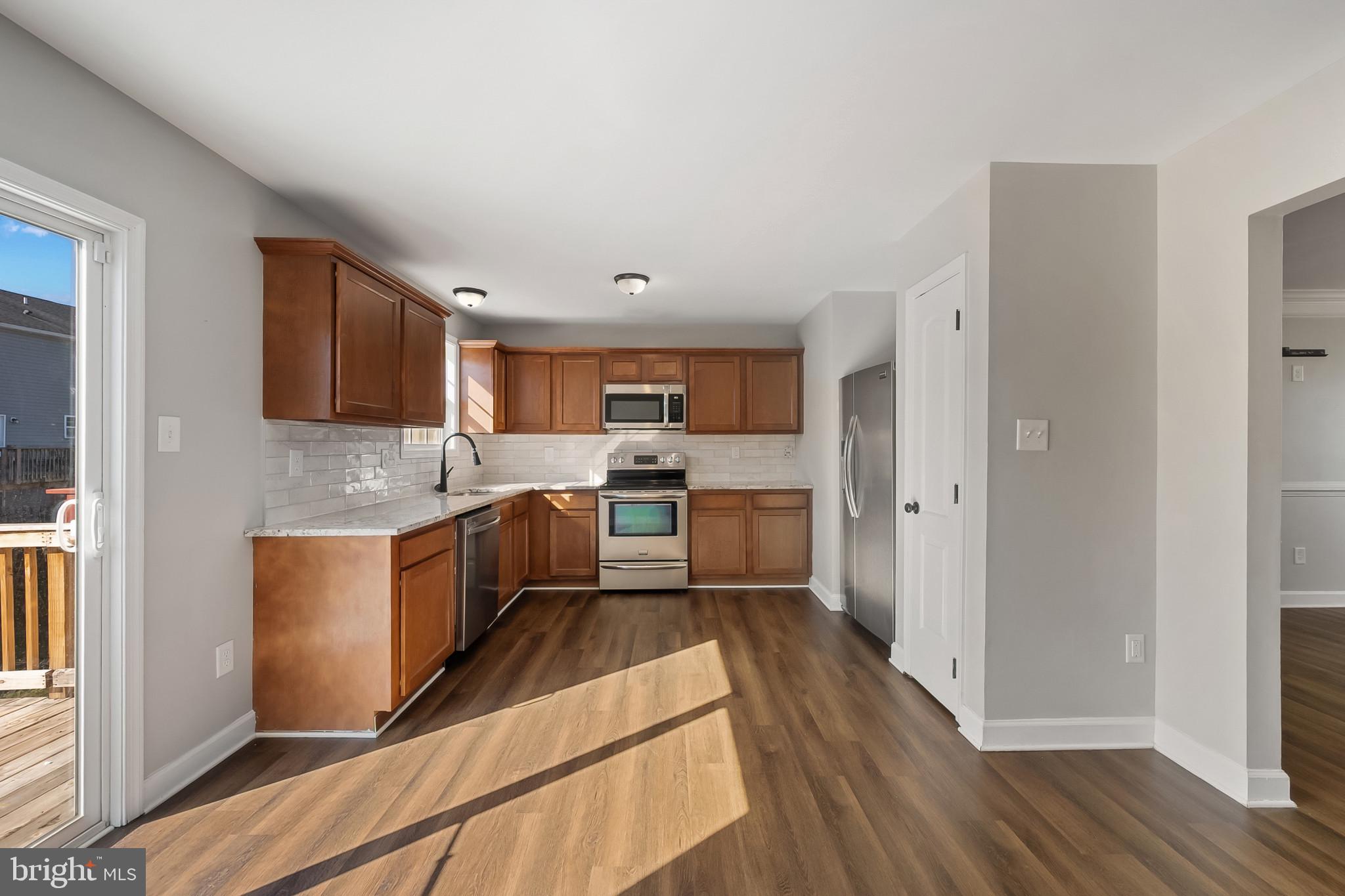 INWOOD VILLAGE - Residential