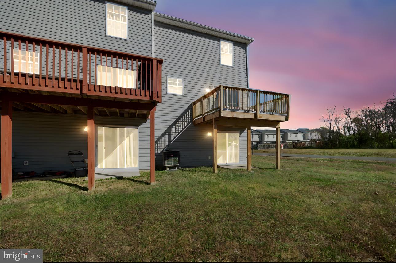 INWOOD VILLAGE - Residential