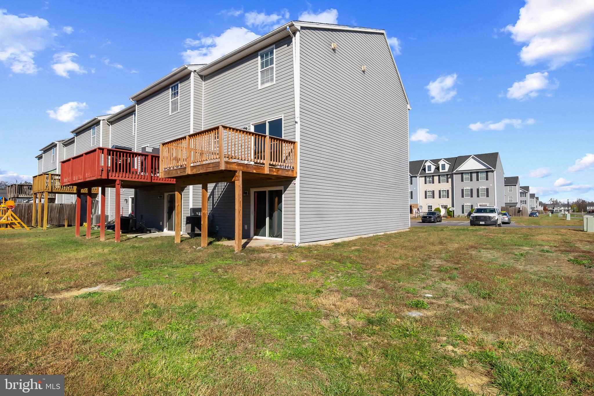 INWOOD VILLAGE - Residential