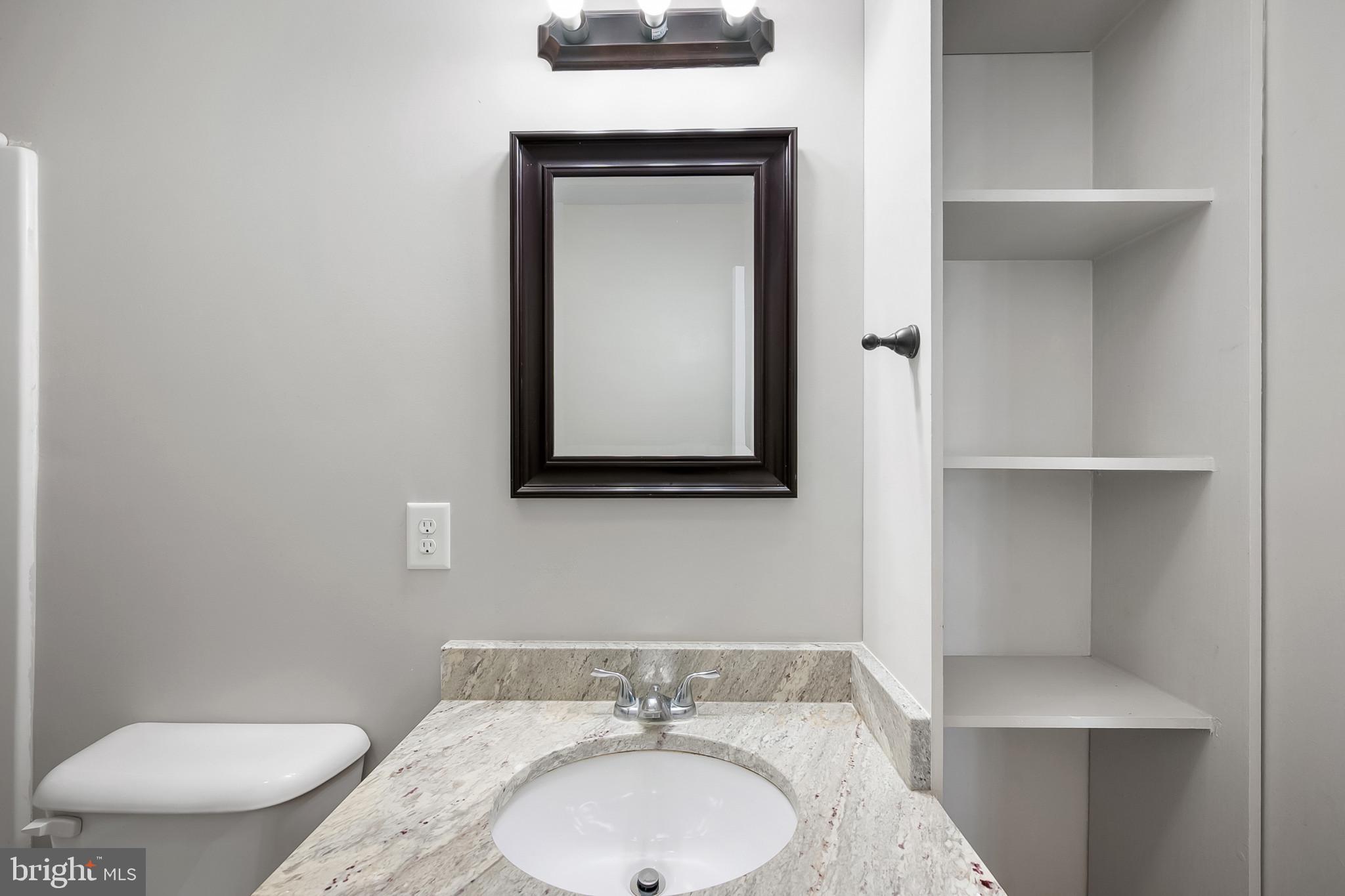 INWOOD VILLAGE - Residential