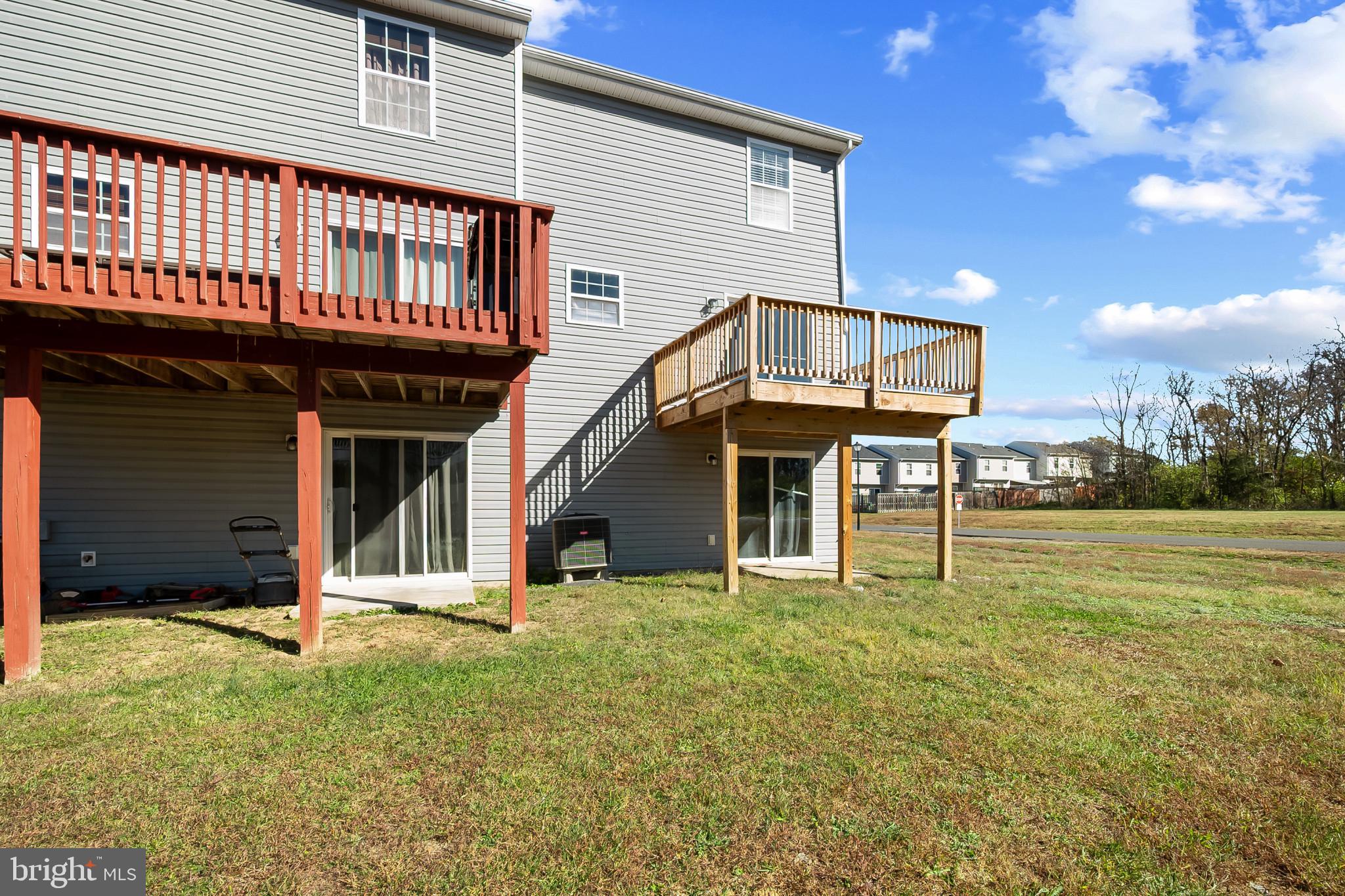 INWOOD VILLAGE - Residential