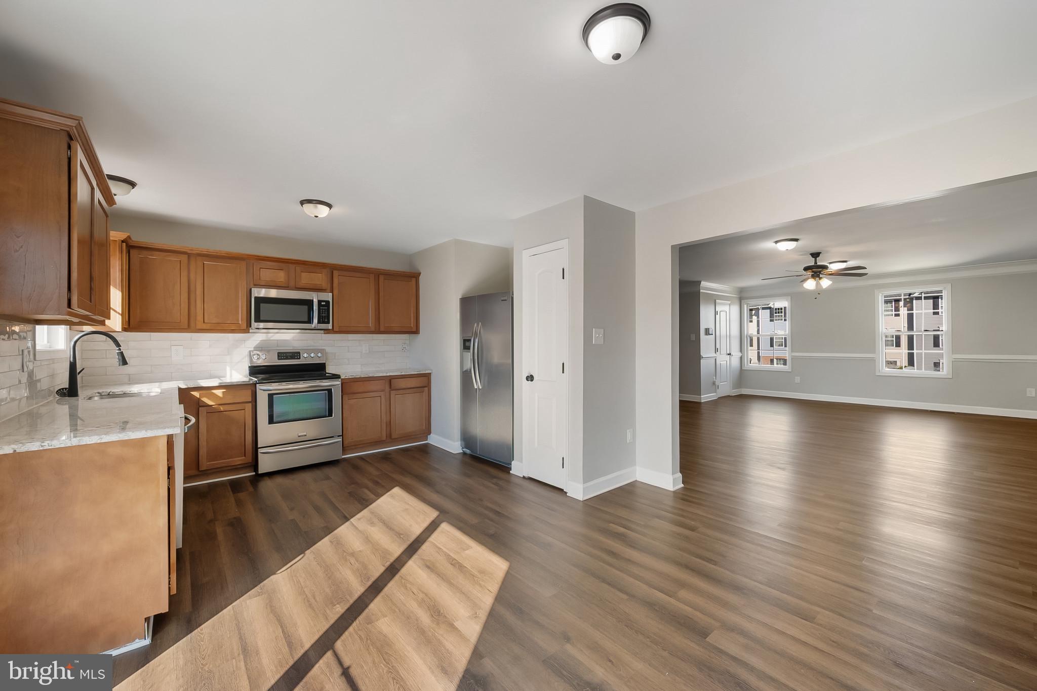 INWOOD VILLAGE - Residential