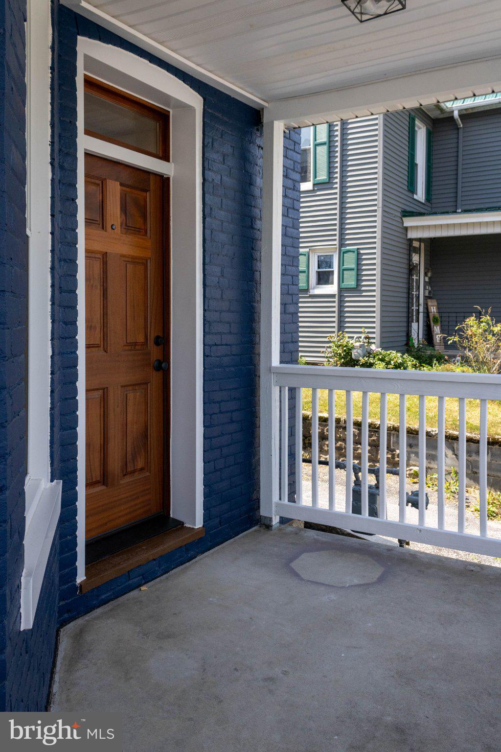 213 FAIRVIEW AVENUE