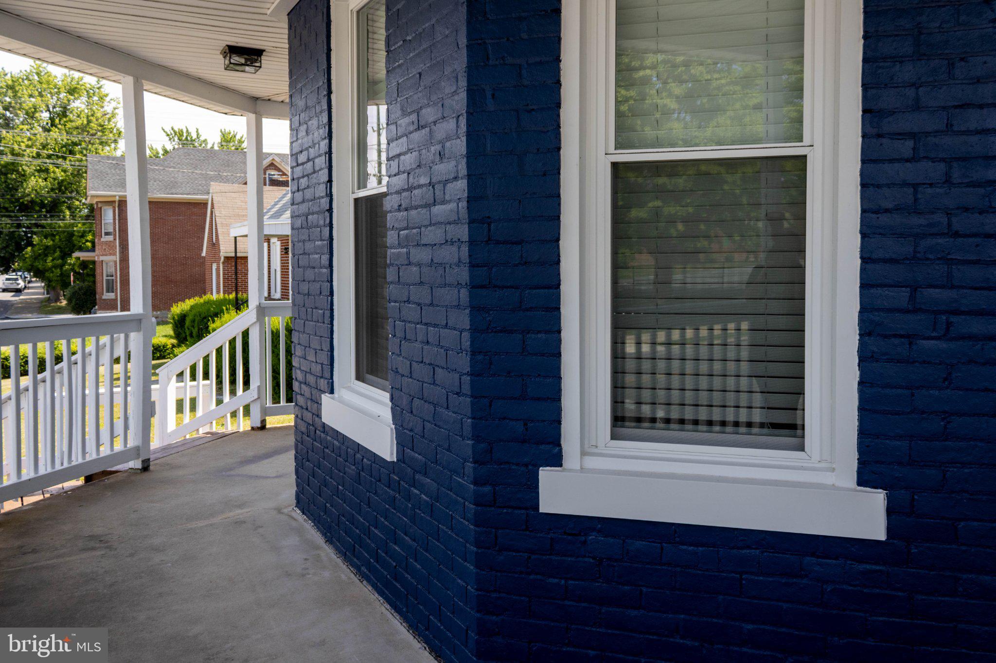 213 FAIRVIEW AVENUE