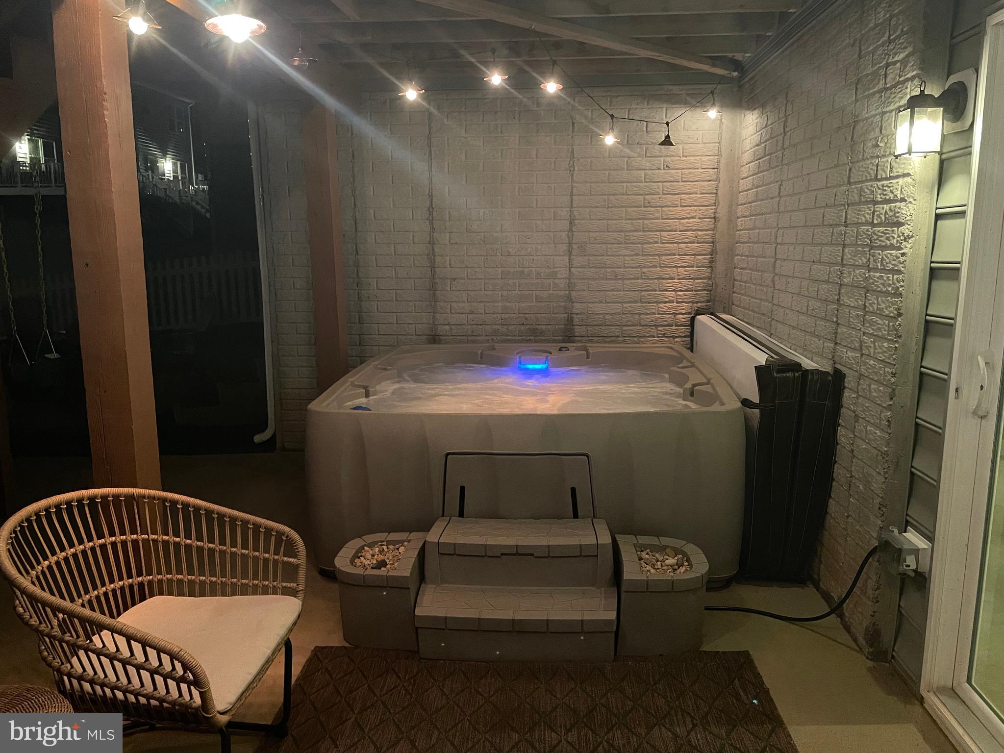 POTOMAC STATION - Residential