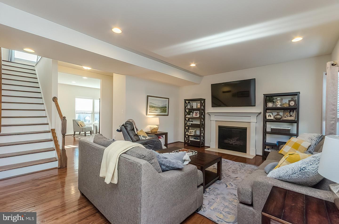 POTOMAC STATION - Residential