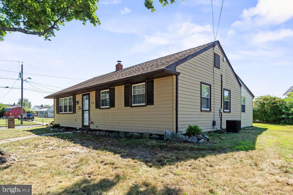 435 FLANDERS ROAD