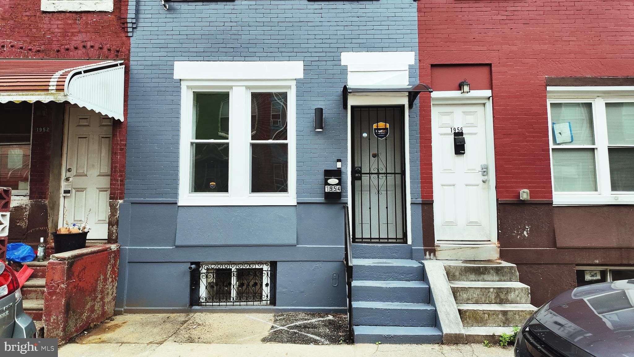 STRAWBERRY MANSION - Residential