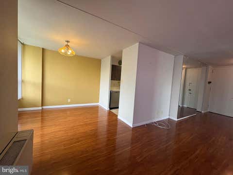 Condo For Sale - 3600 Conshohocken Avenue #512<br/> Philadelphia County, PHILADELPHIA, PA 19131