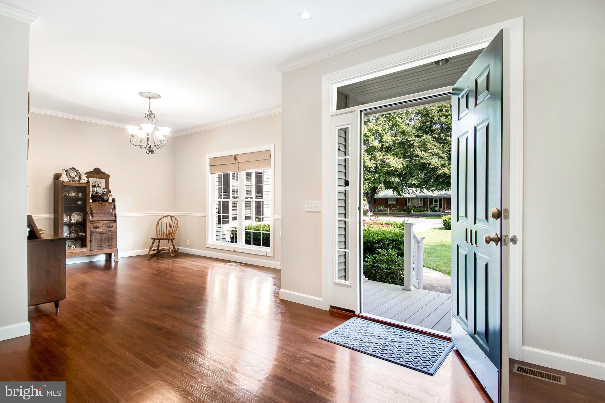 FOXLEY MANOR - Residential