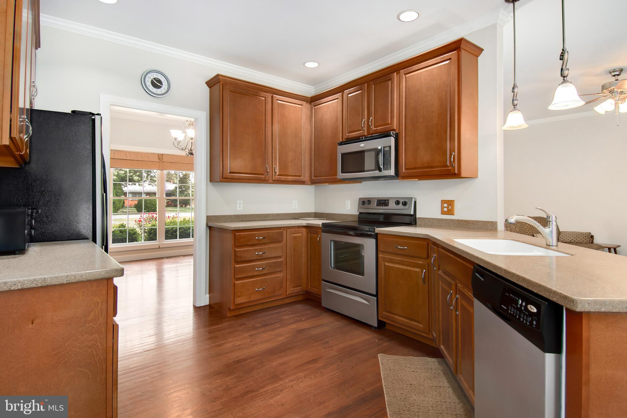 FOXLEY MANOR - Residential