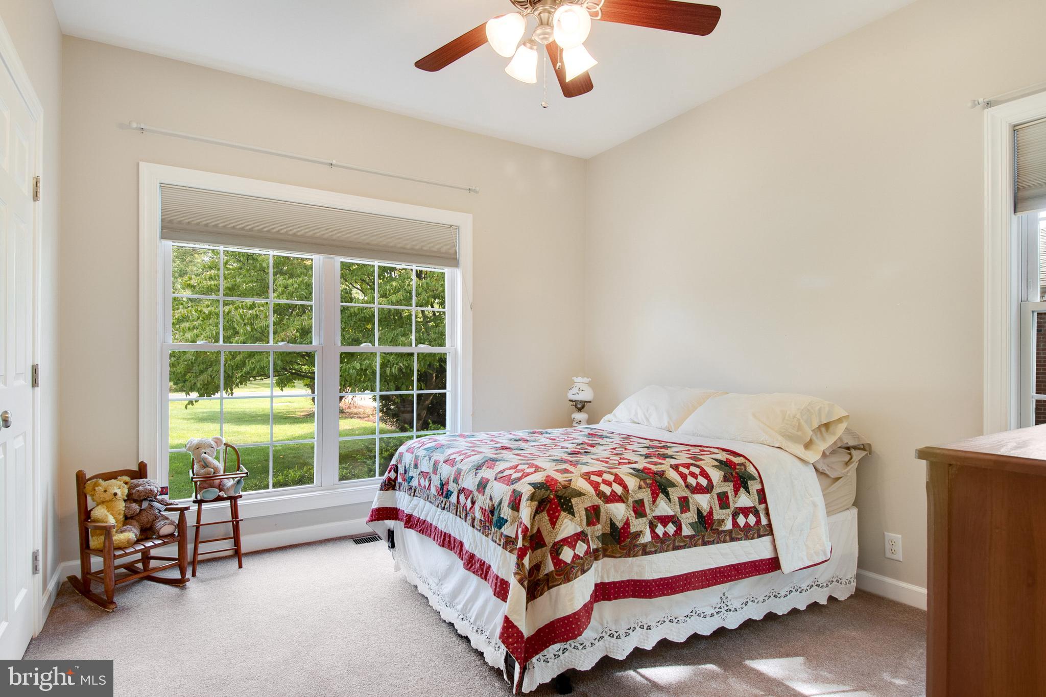 FOXLEY MANOR - Residential