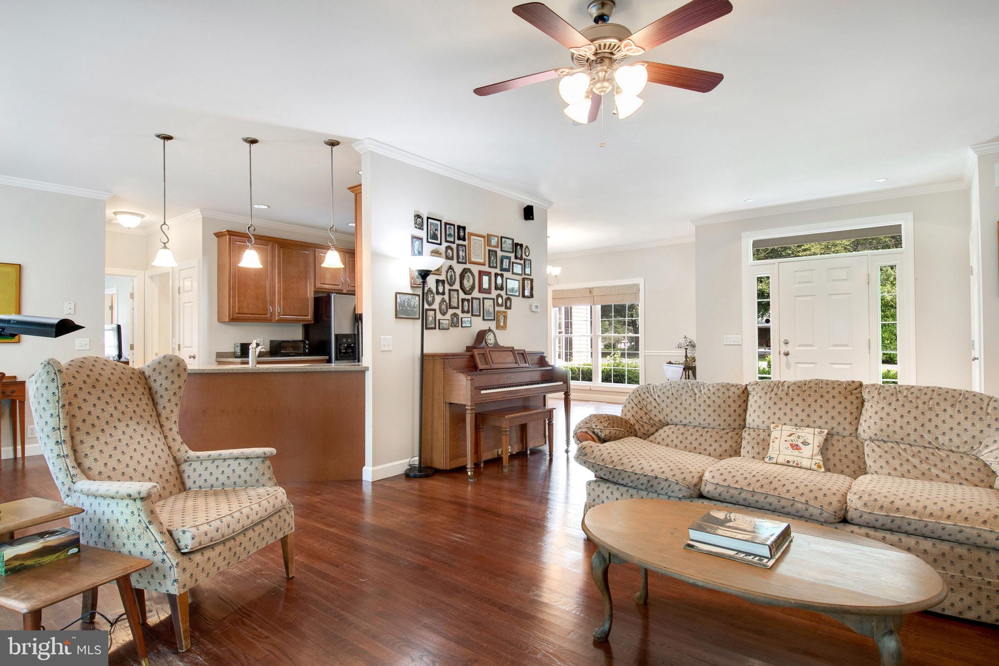 FOXLEY MANOR - Residential