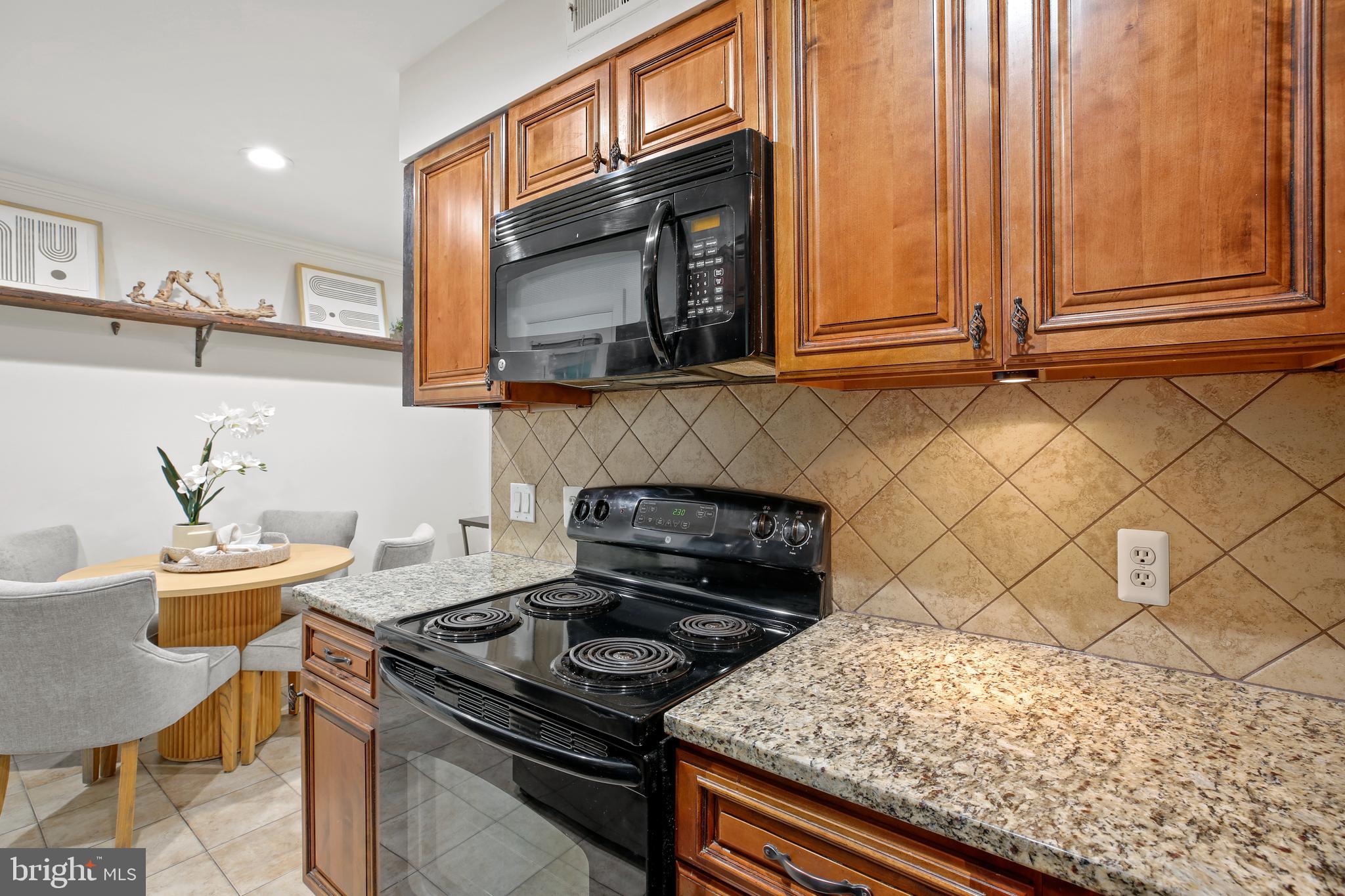 THE ARLINGTON - Residential